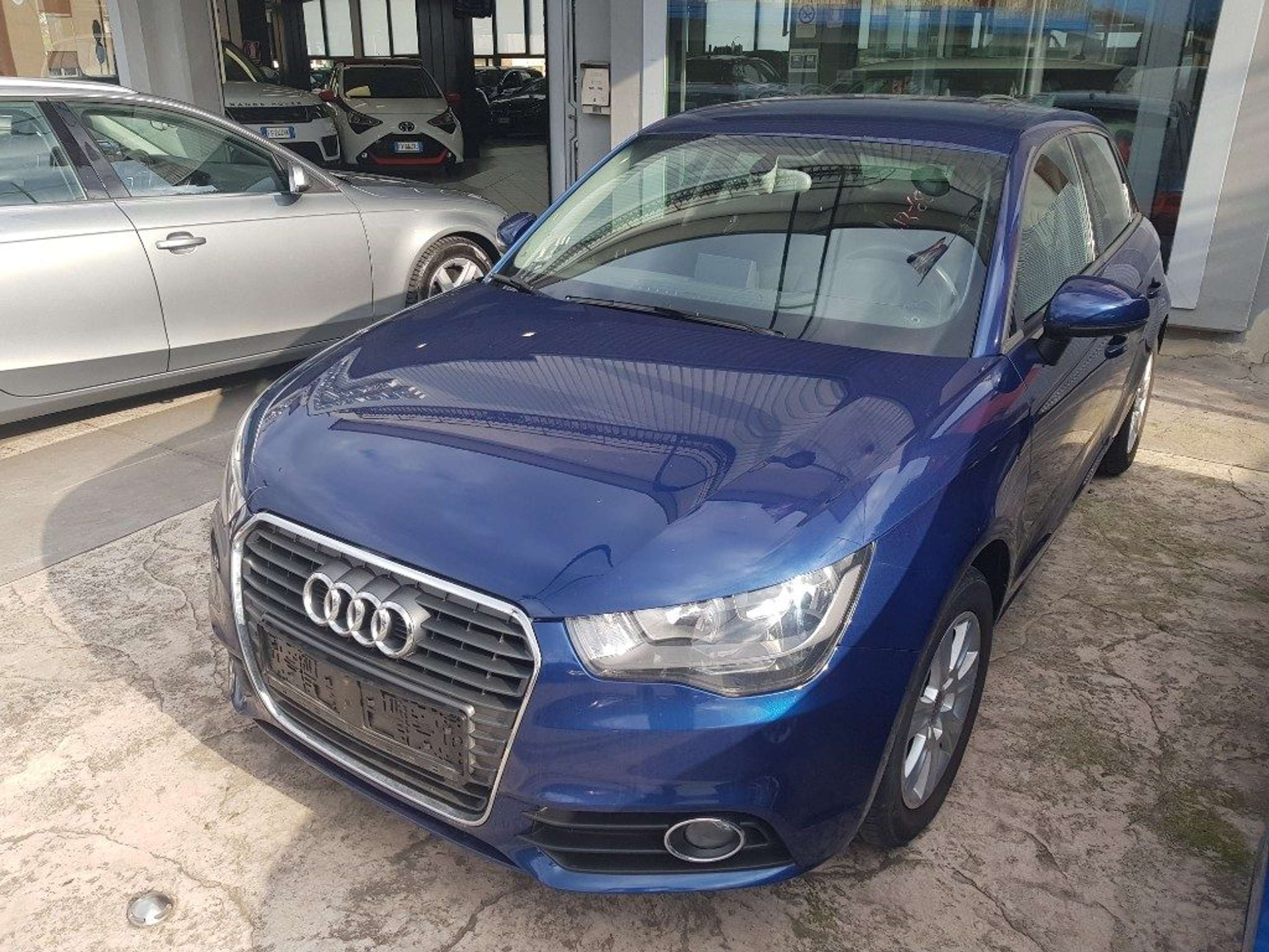 Audi - A1