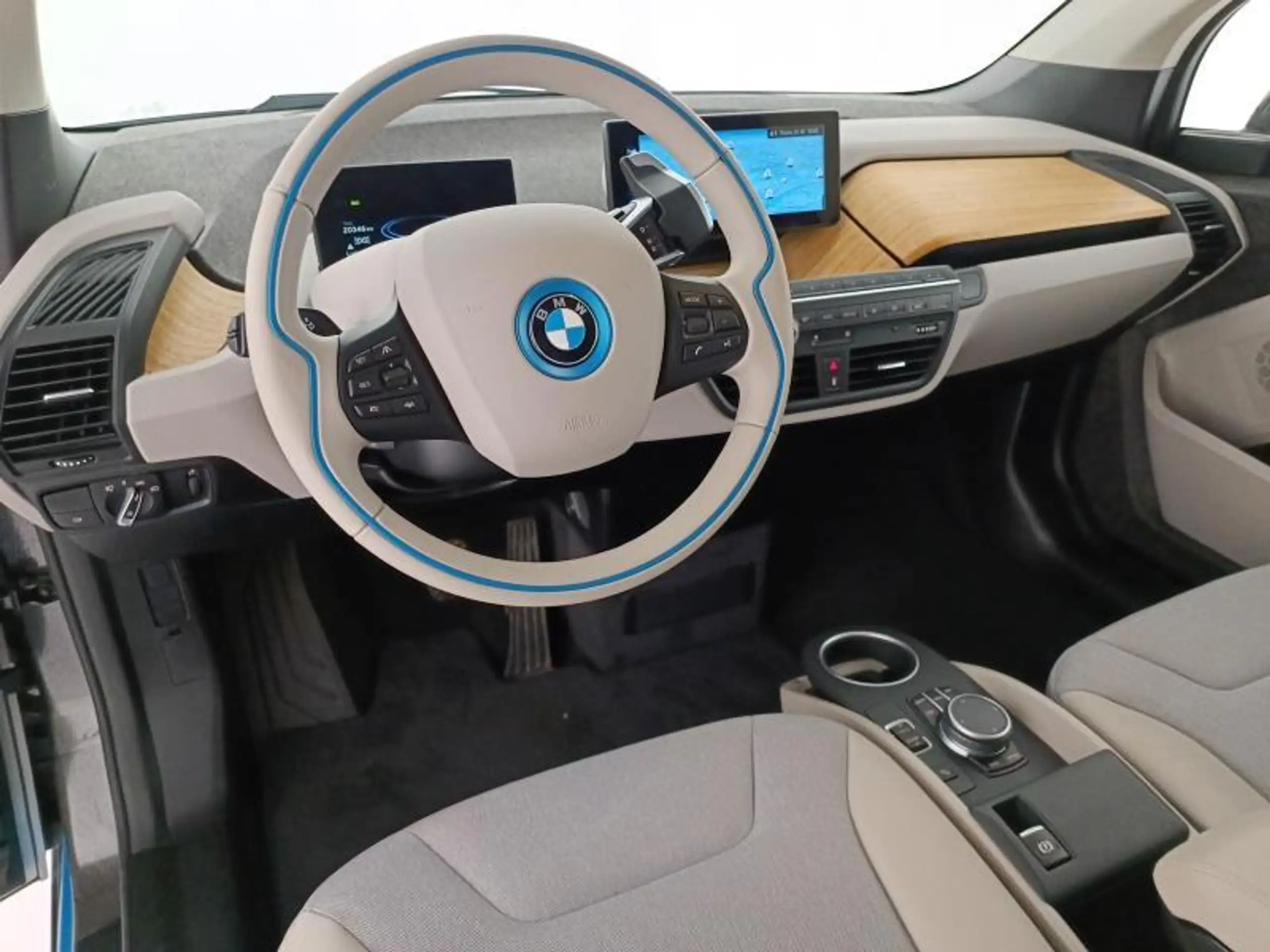 BMW - i3