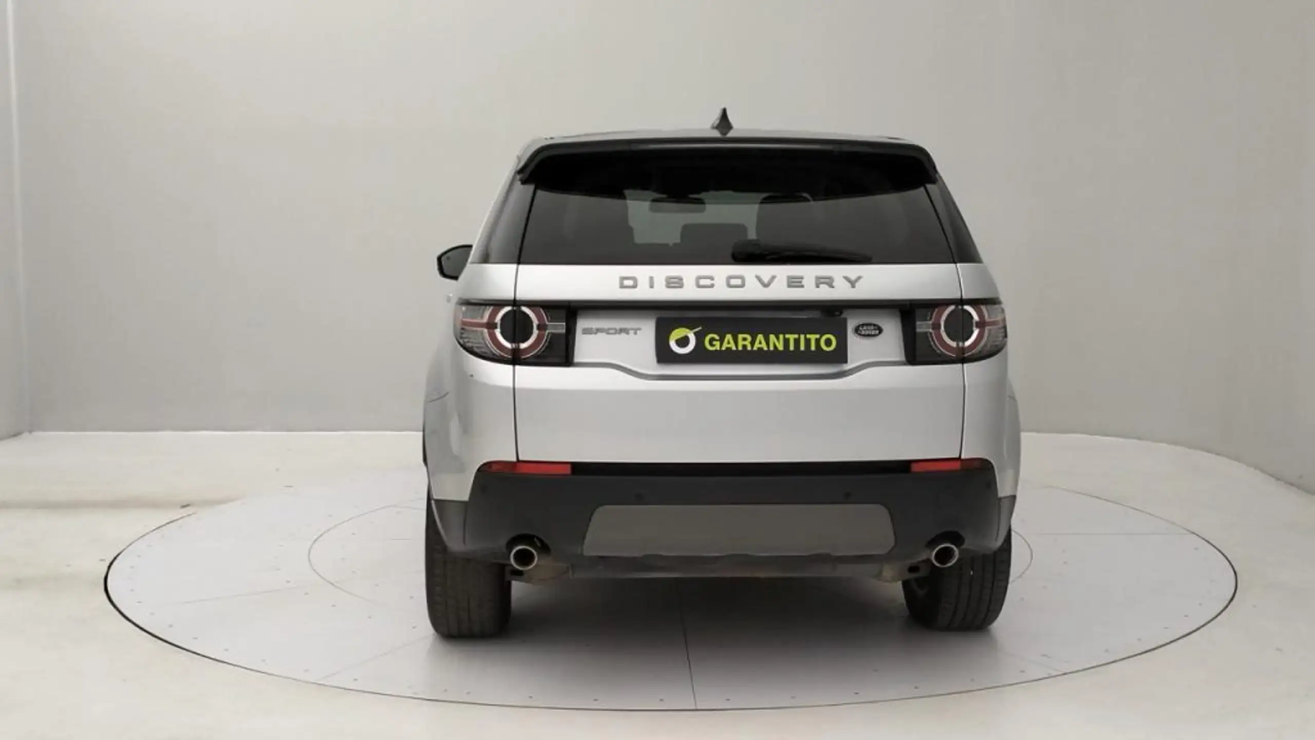 Land Rover - Discovery Sport