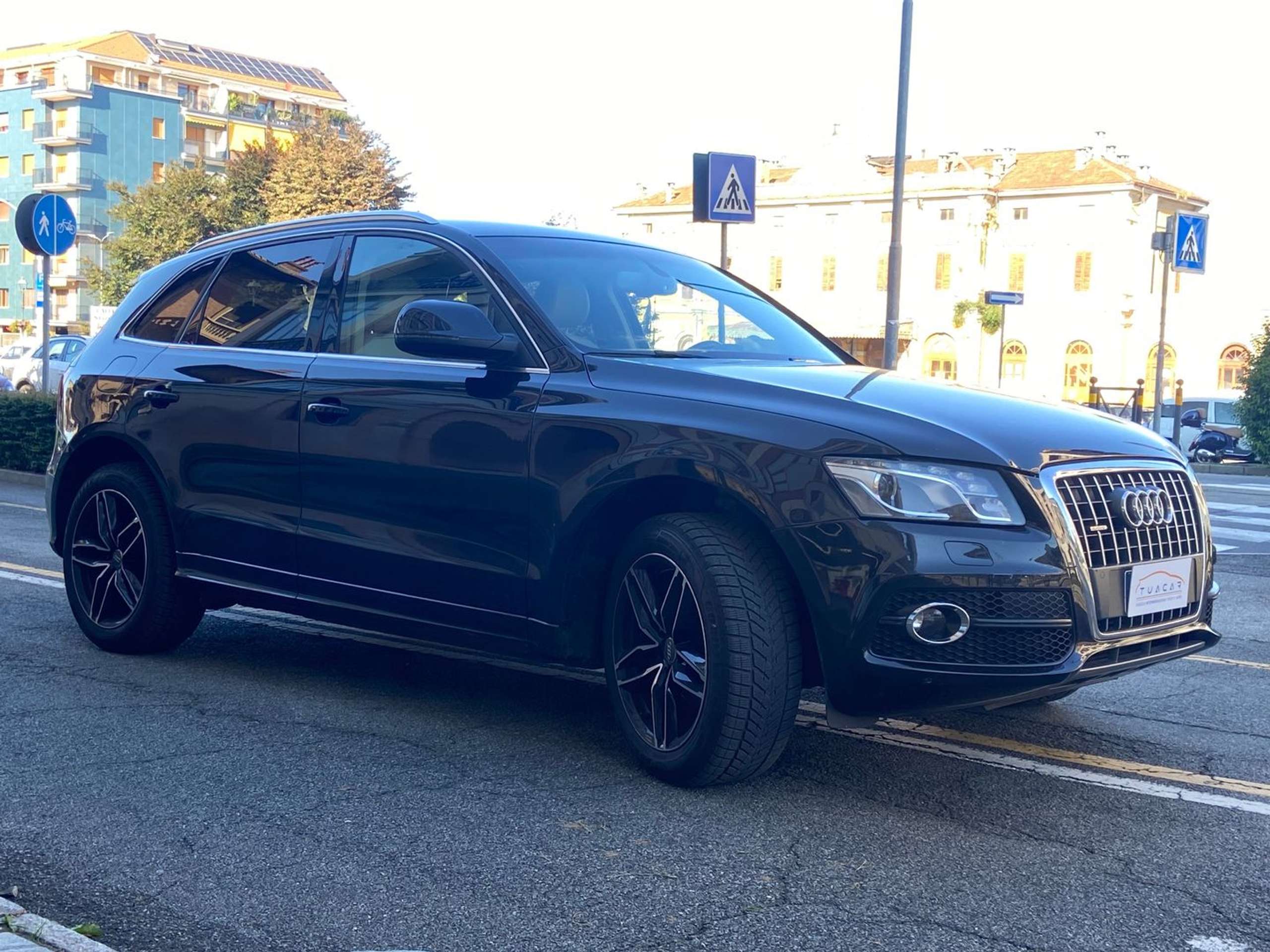 Audi - Q5