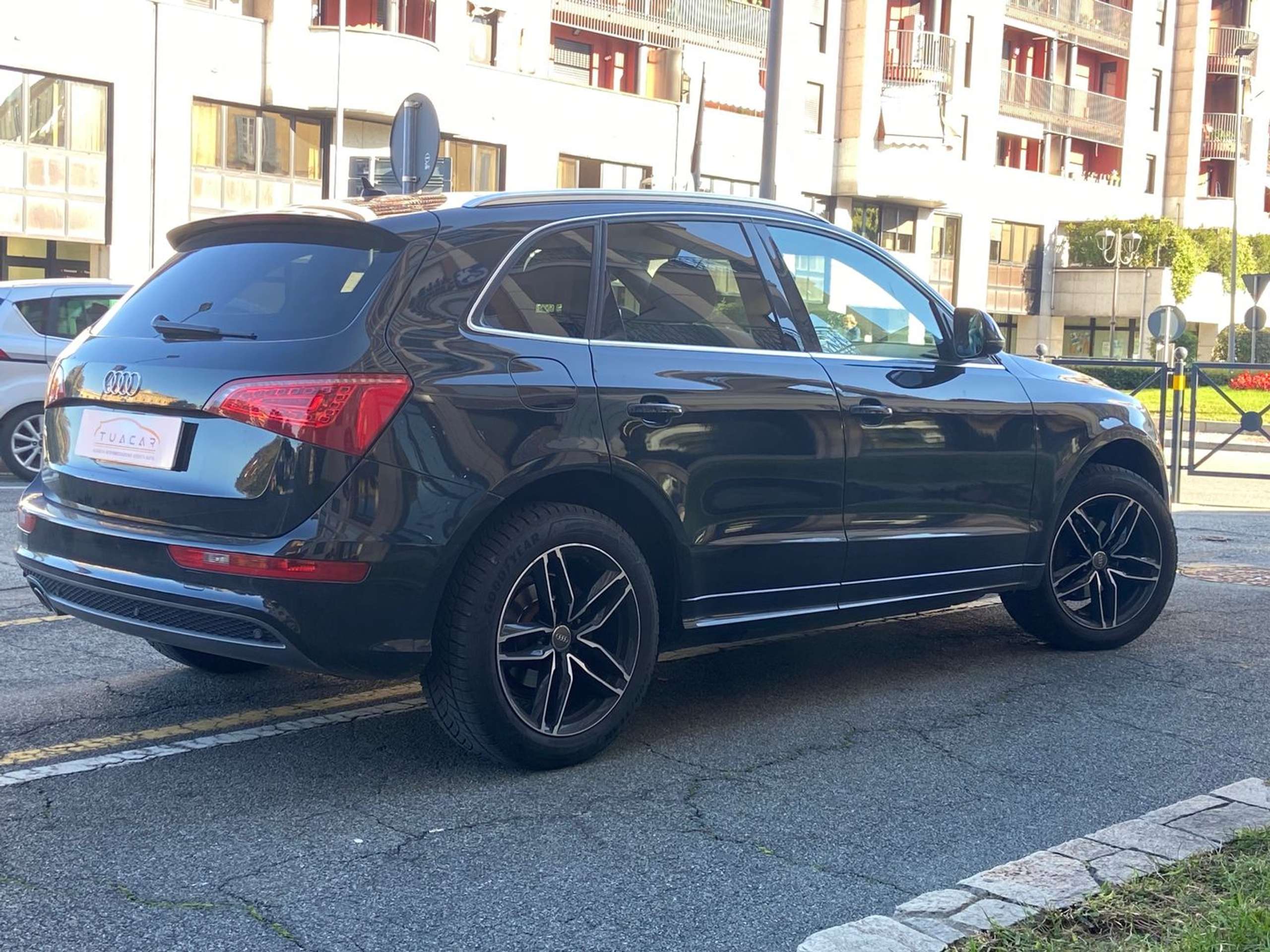 Audi - Q5