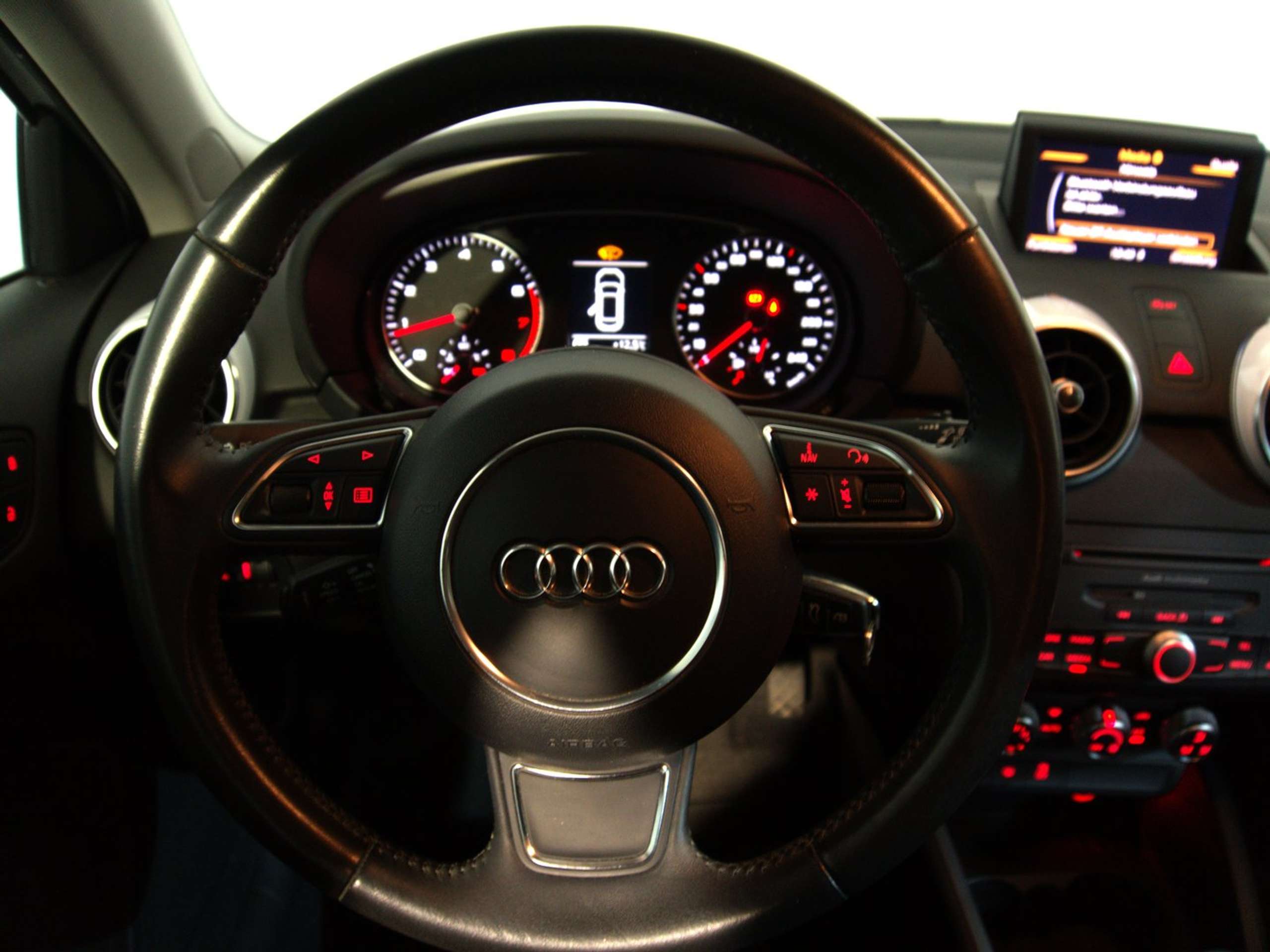 Audi - A1