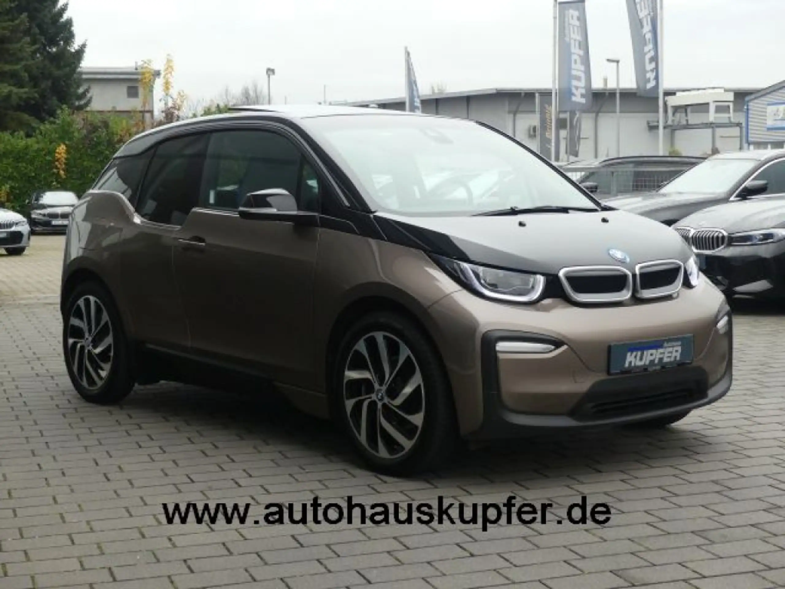 BMW - i3