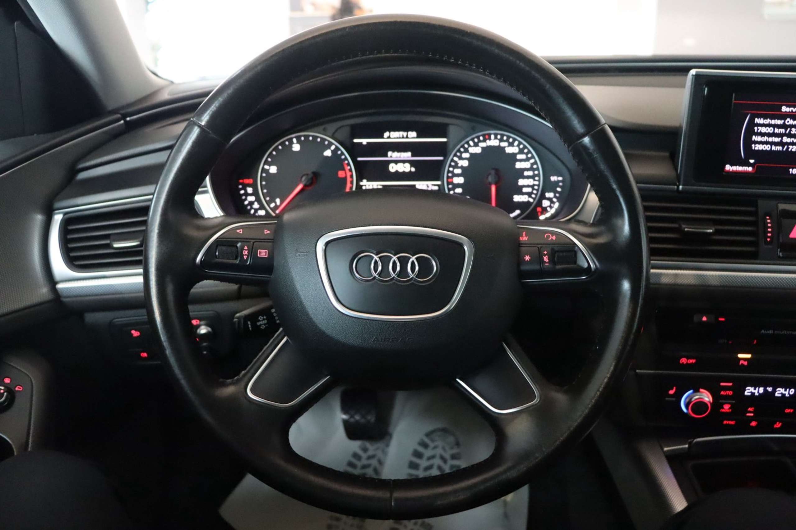 Audi - A6