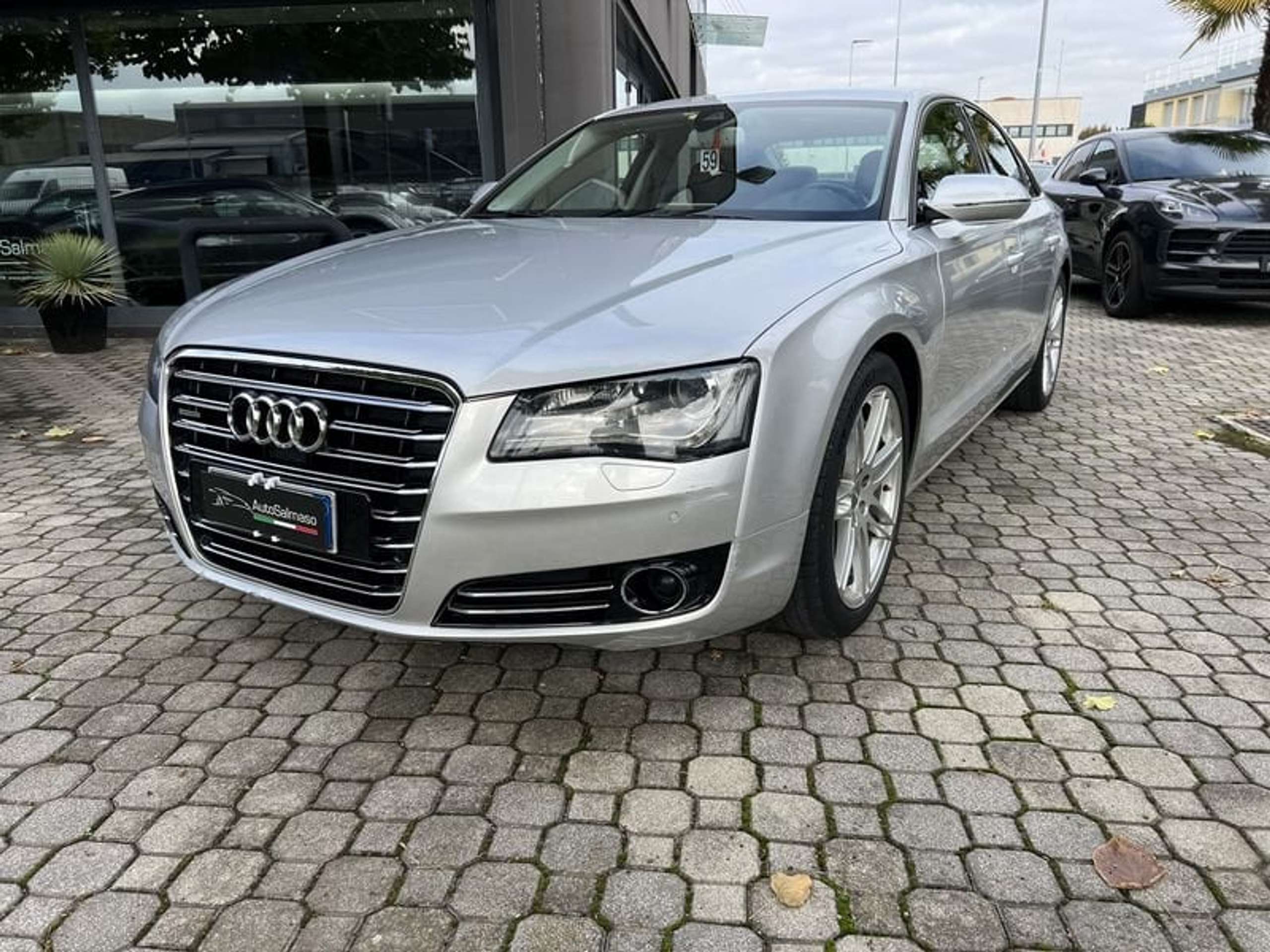 Audi - A8