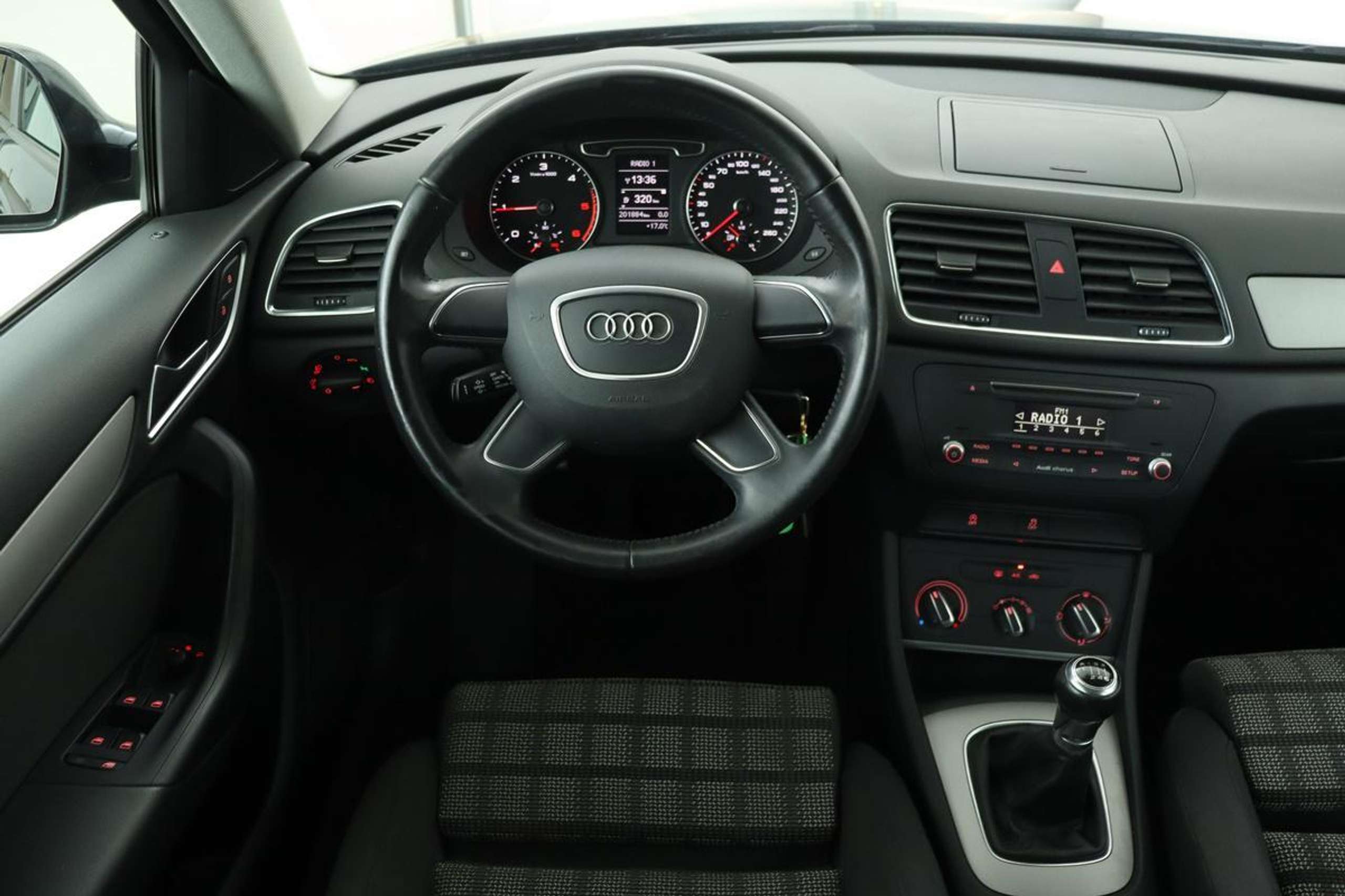 Audi - Q3