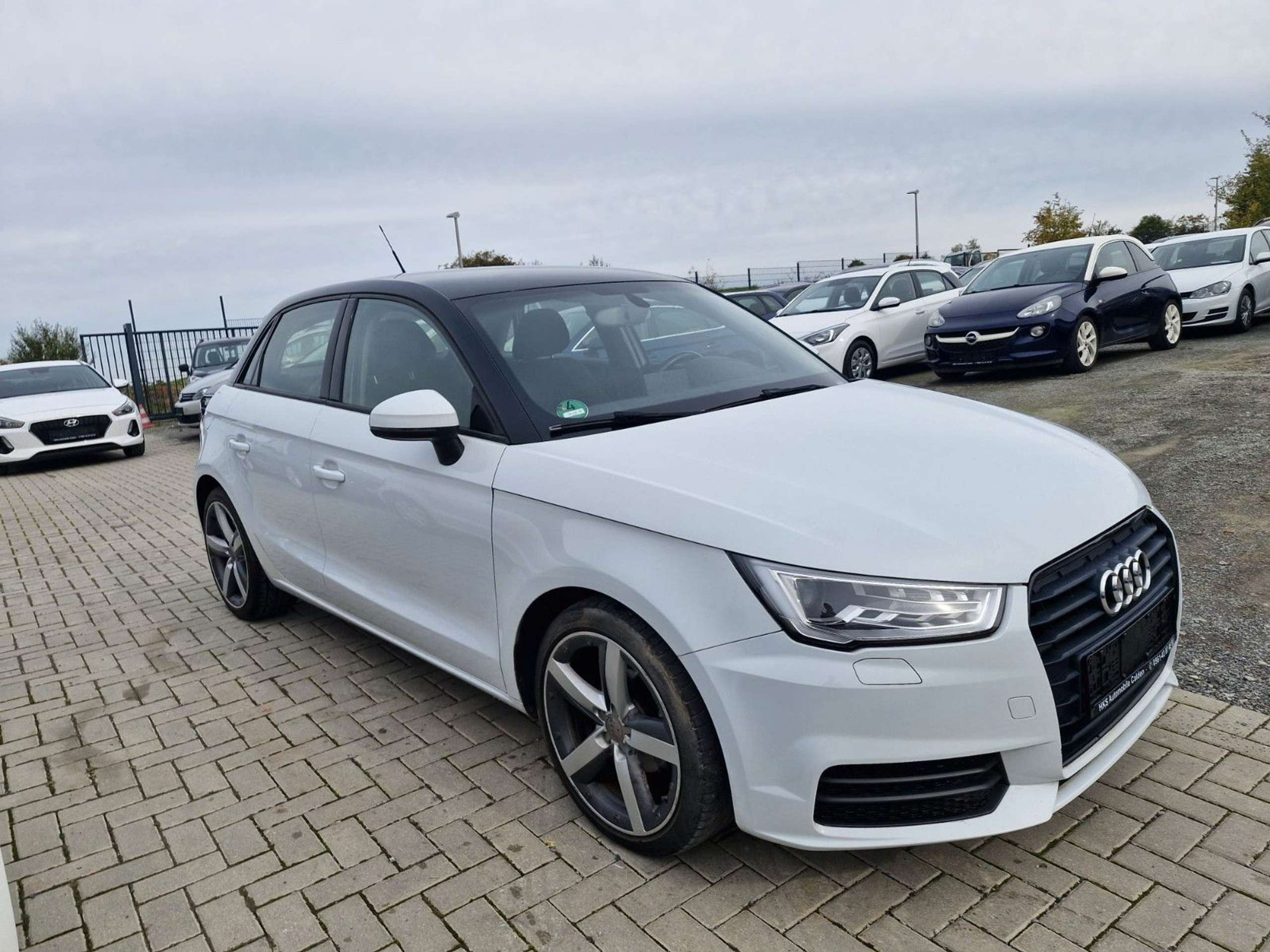 Audi - A1