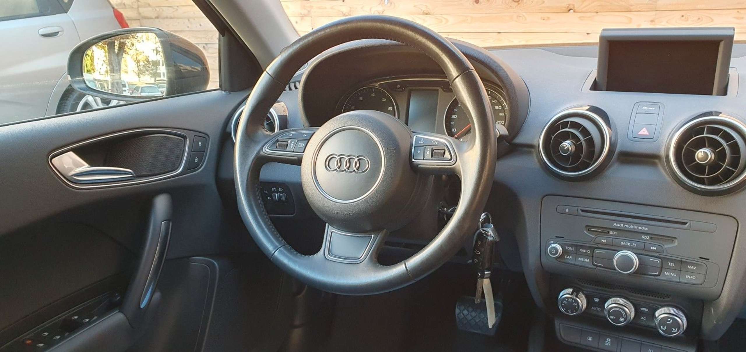 Audi - A1