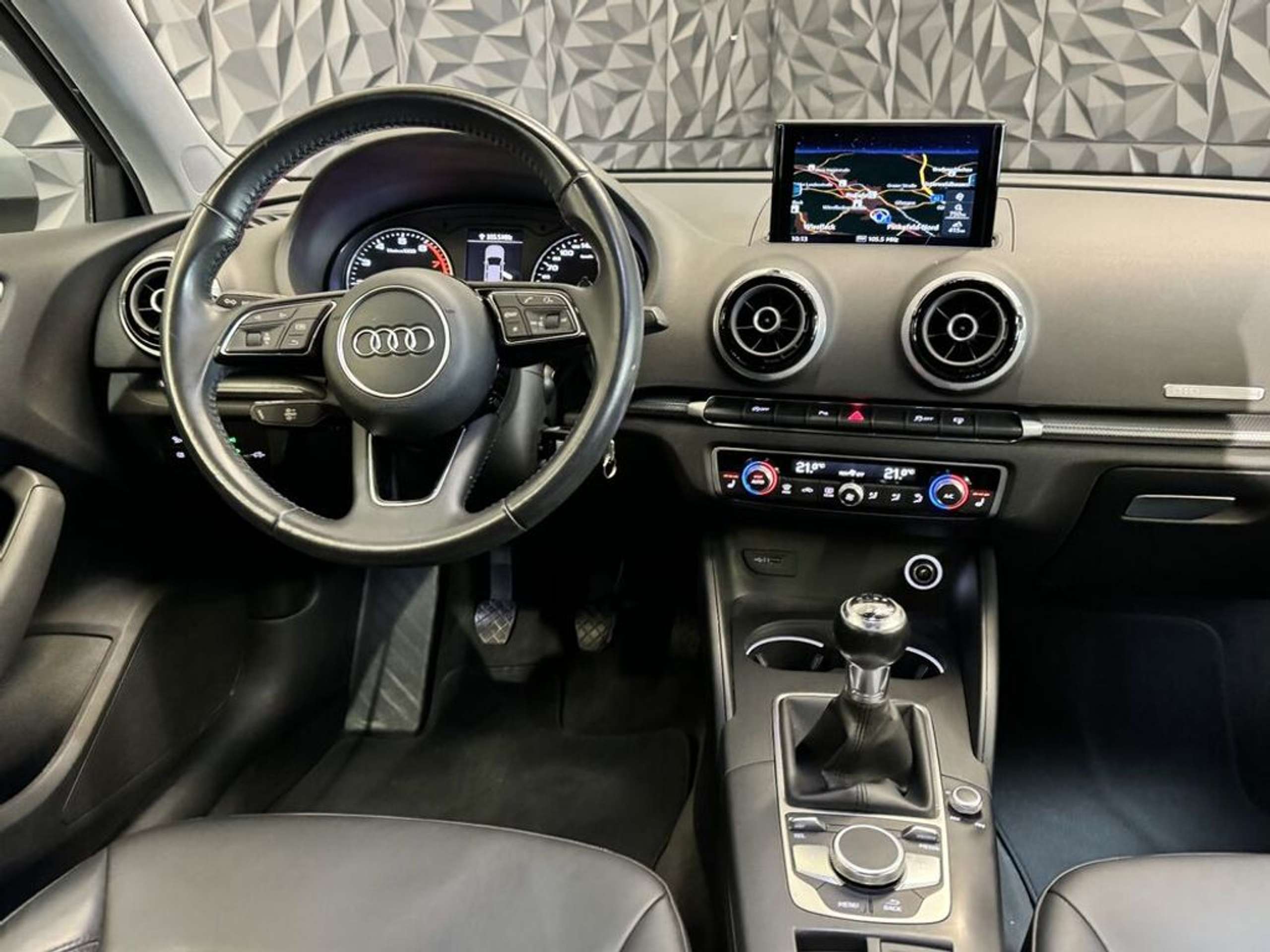 Audi - A3