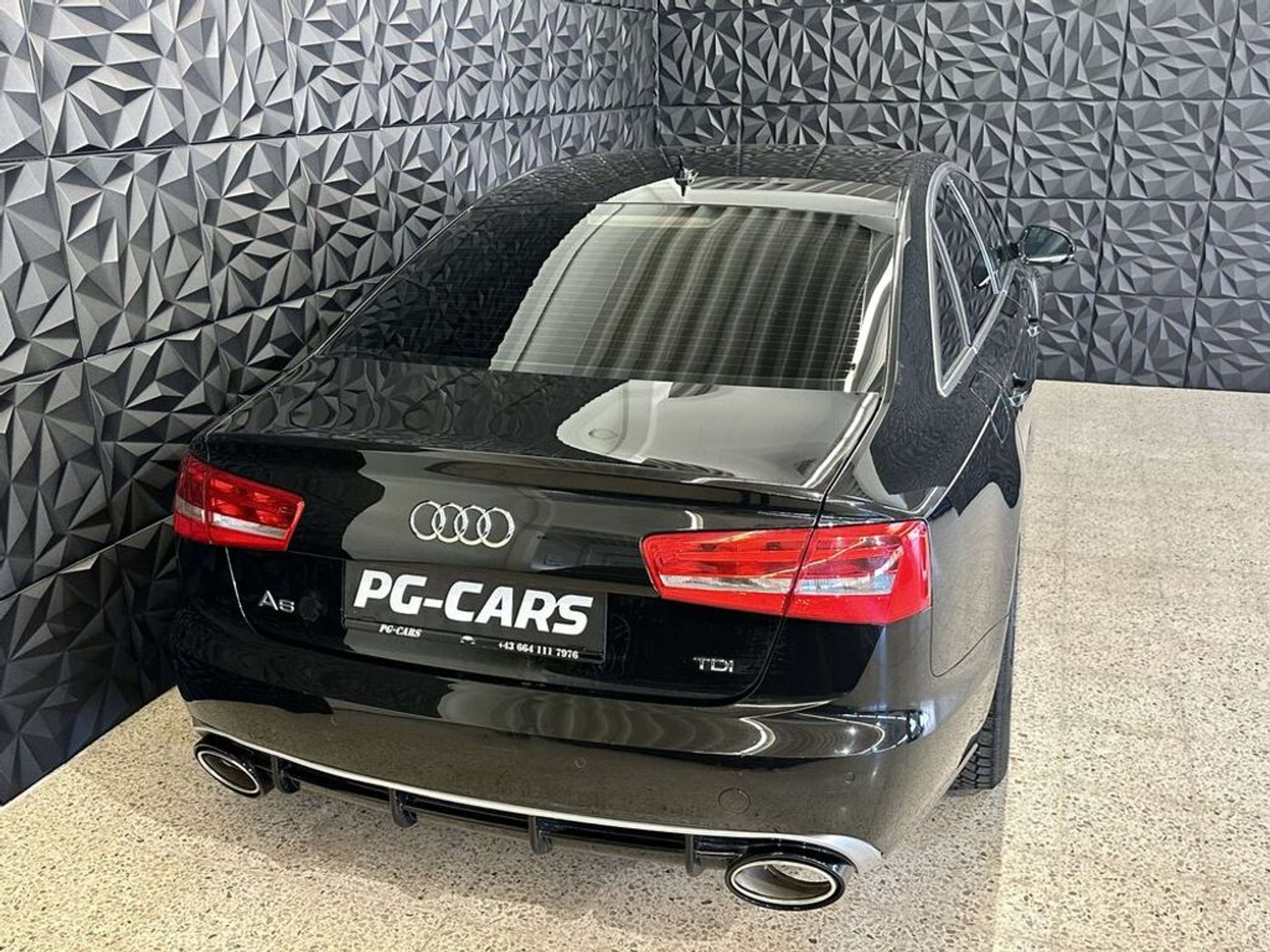 Audi - A6