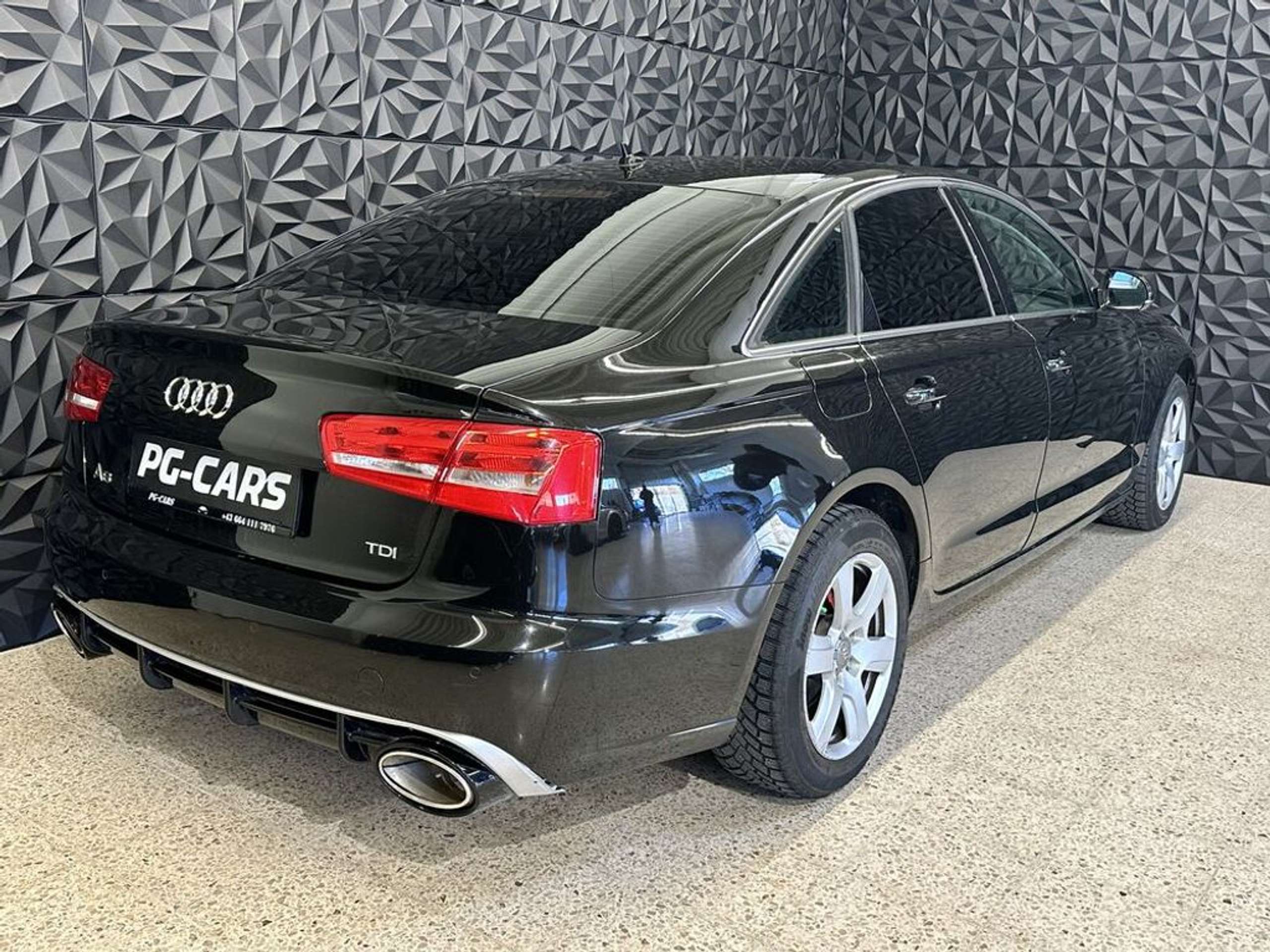 Audi - A6