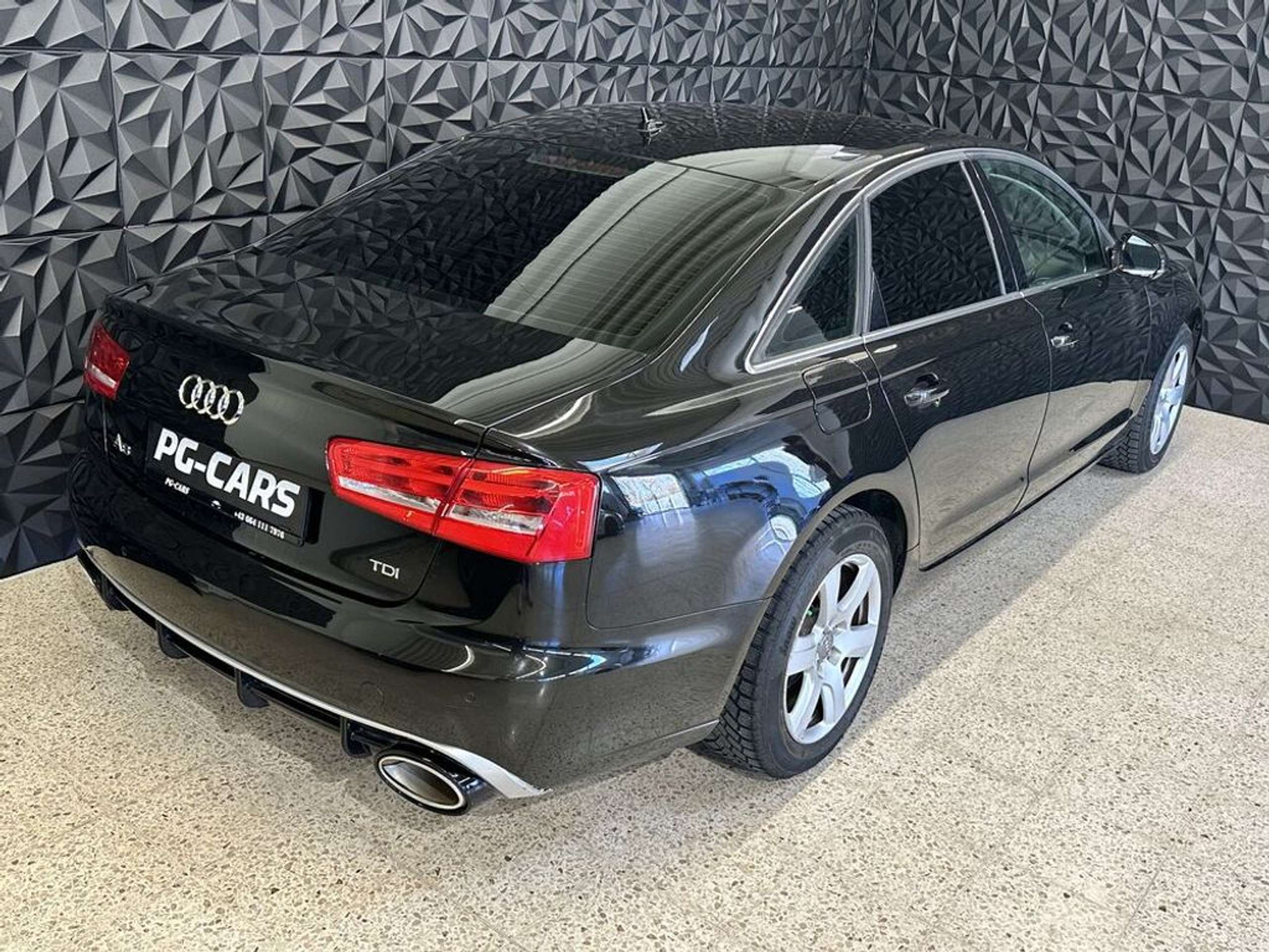 Audi - A6