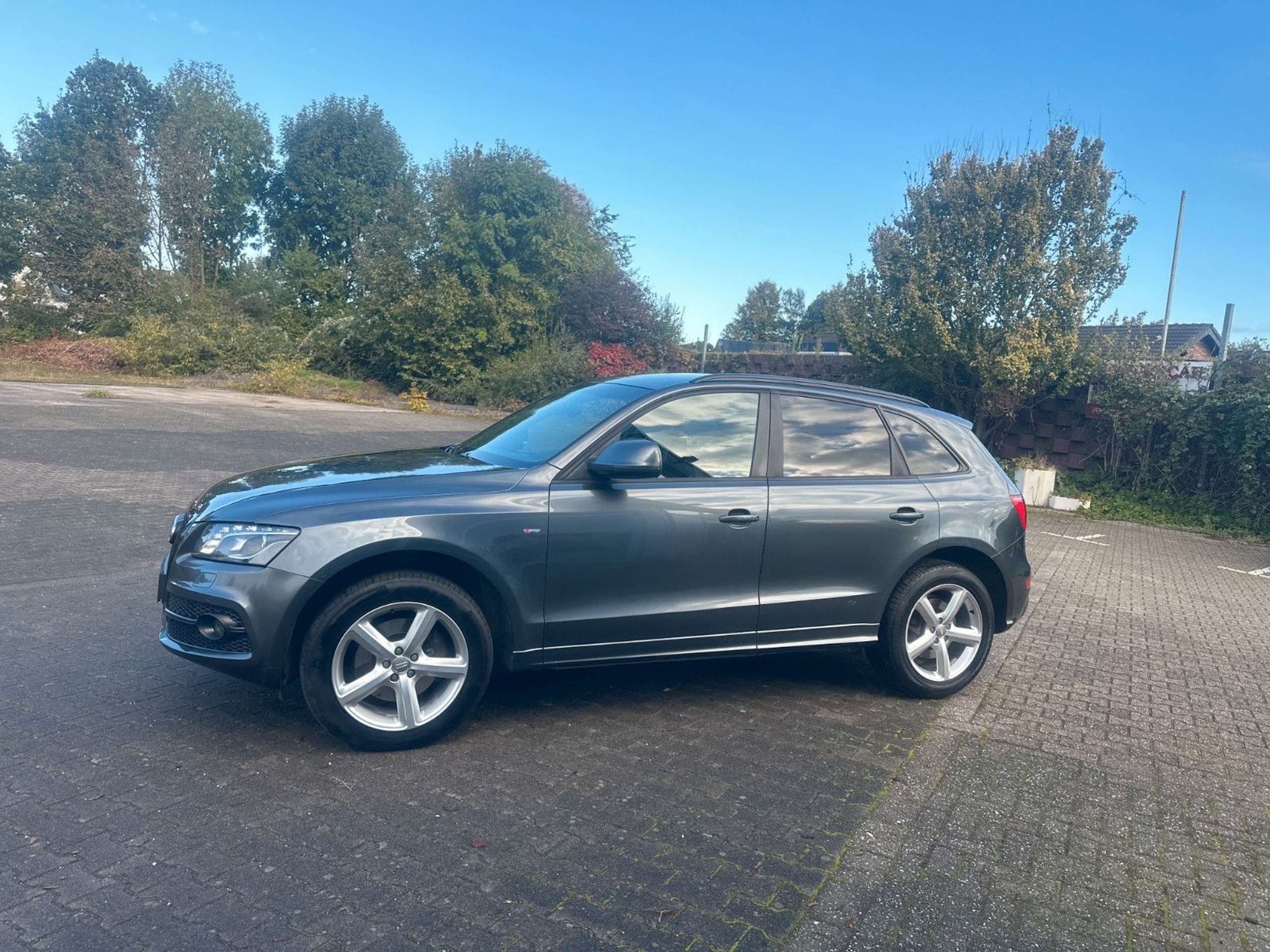 Audi - Q5