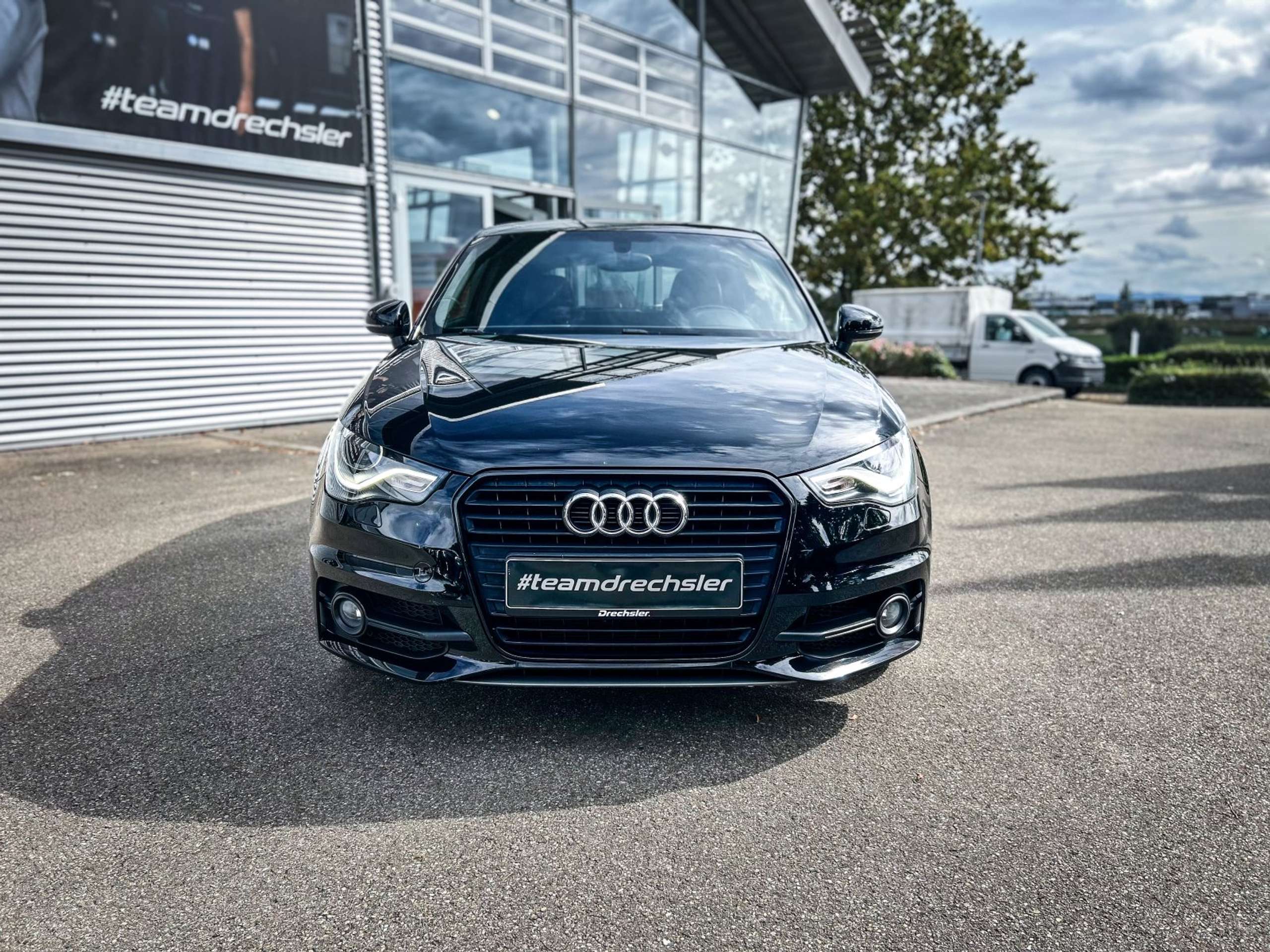 Audi - A1