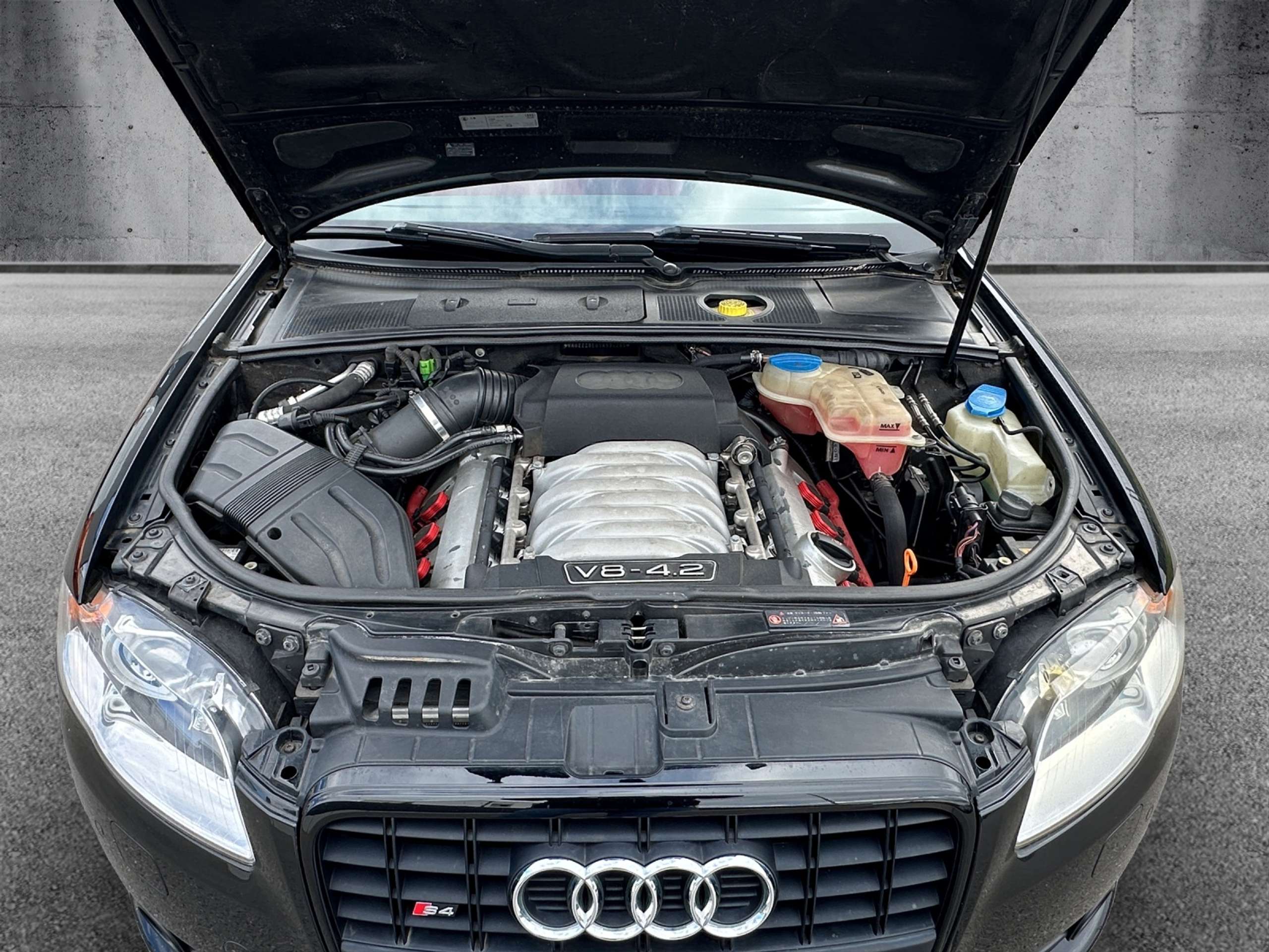 Audi - S4