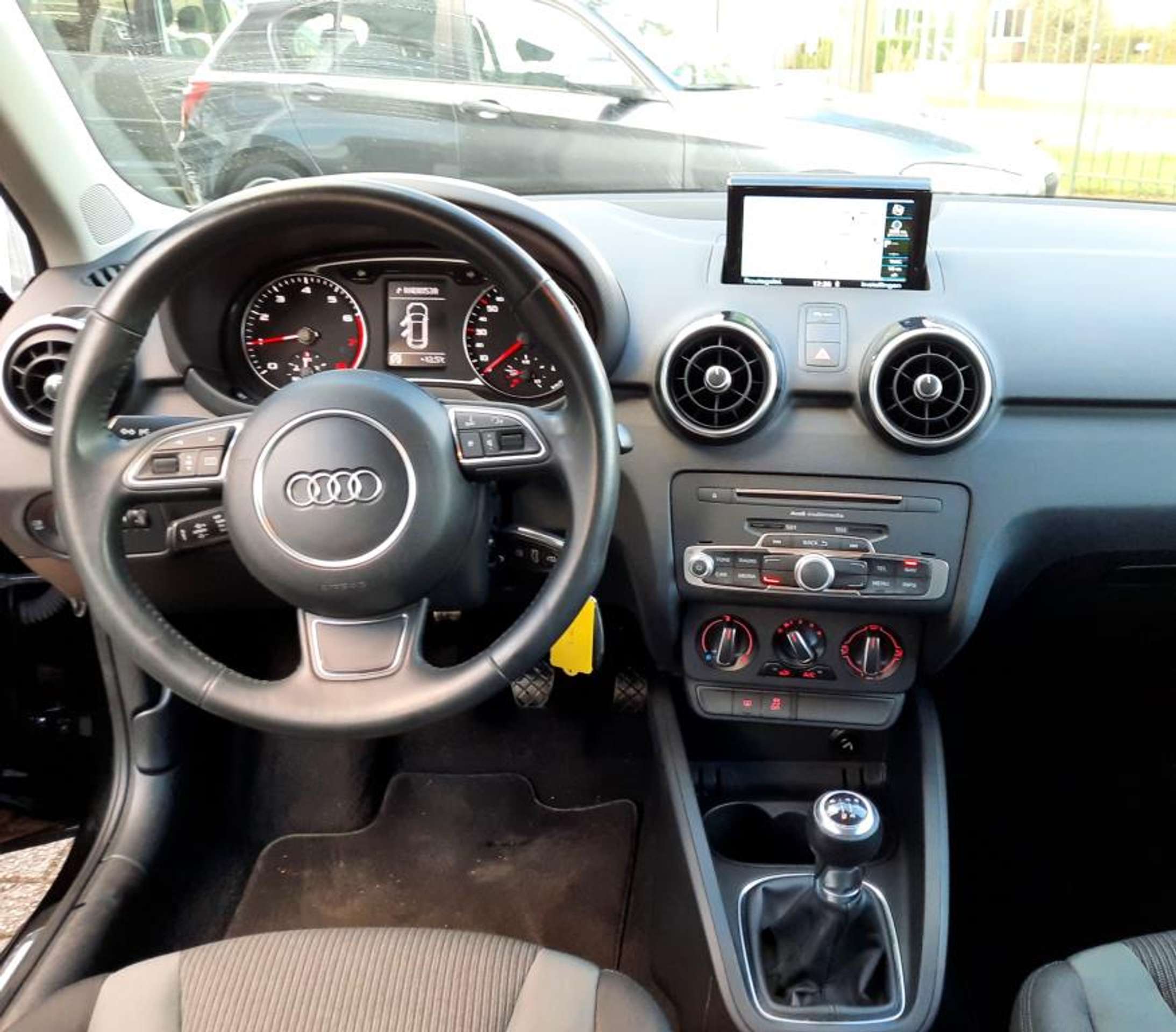 Audi - A1