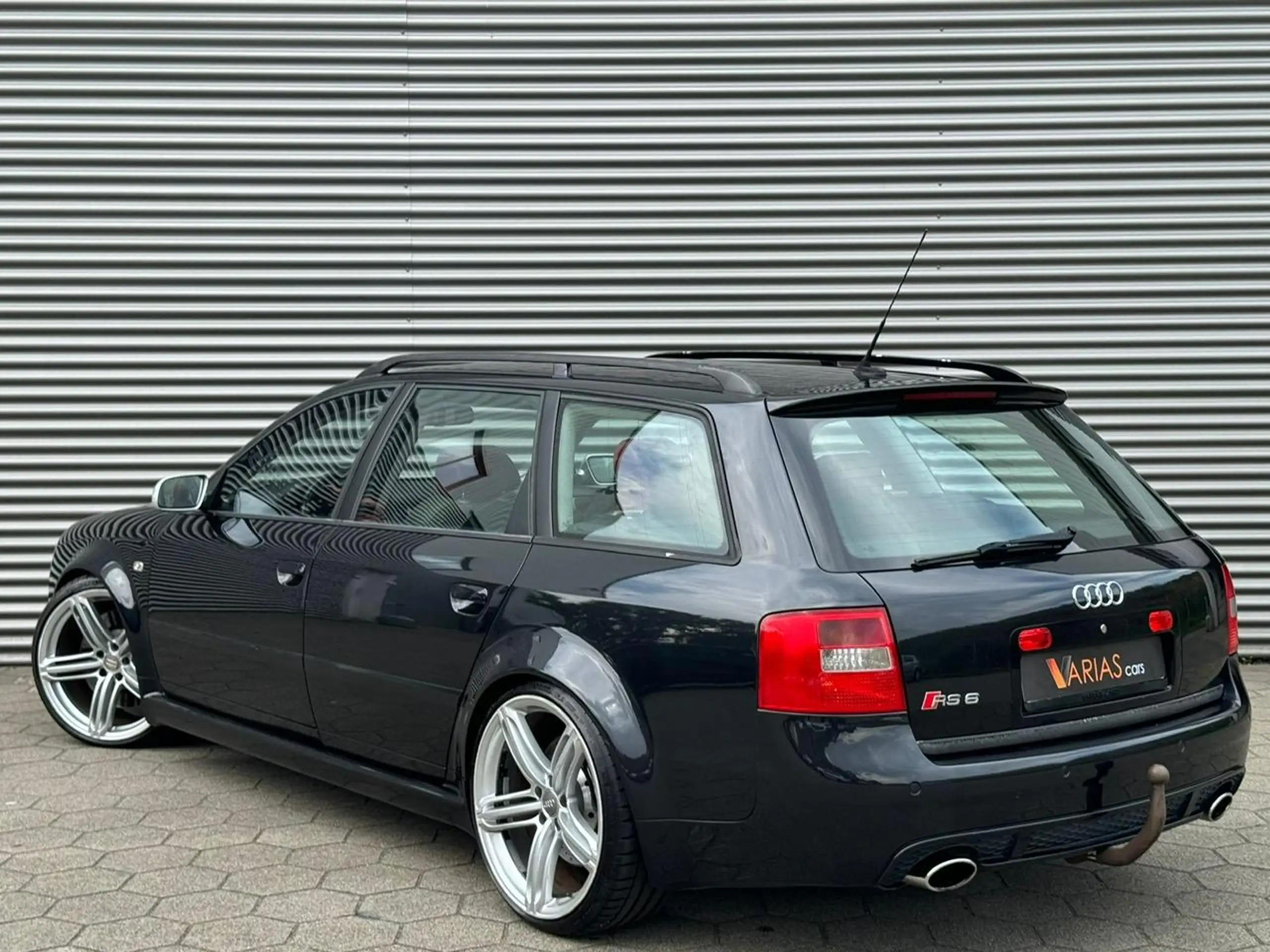 Audi - RS6