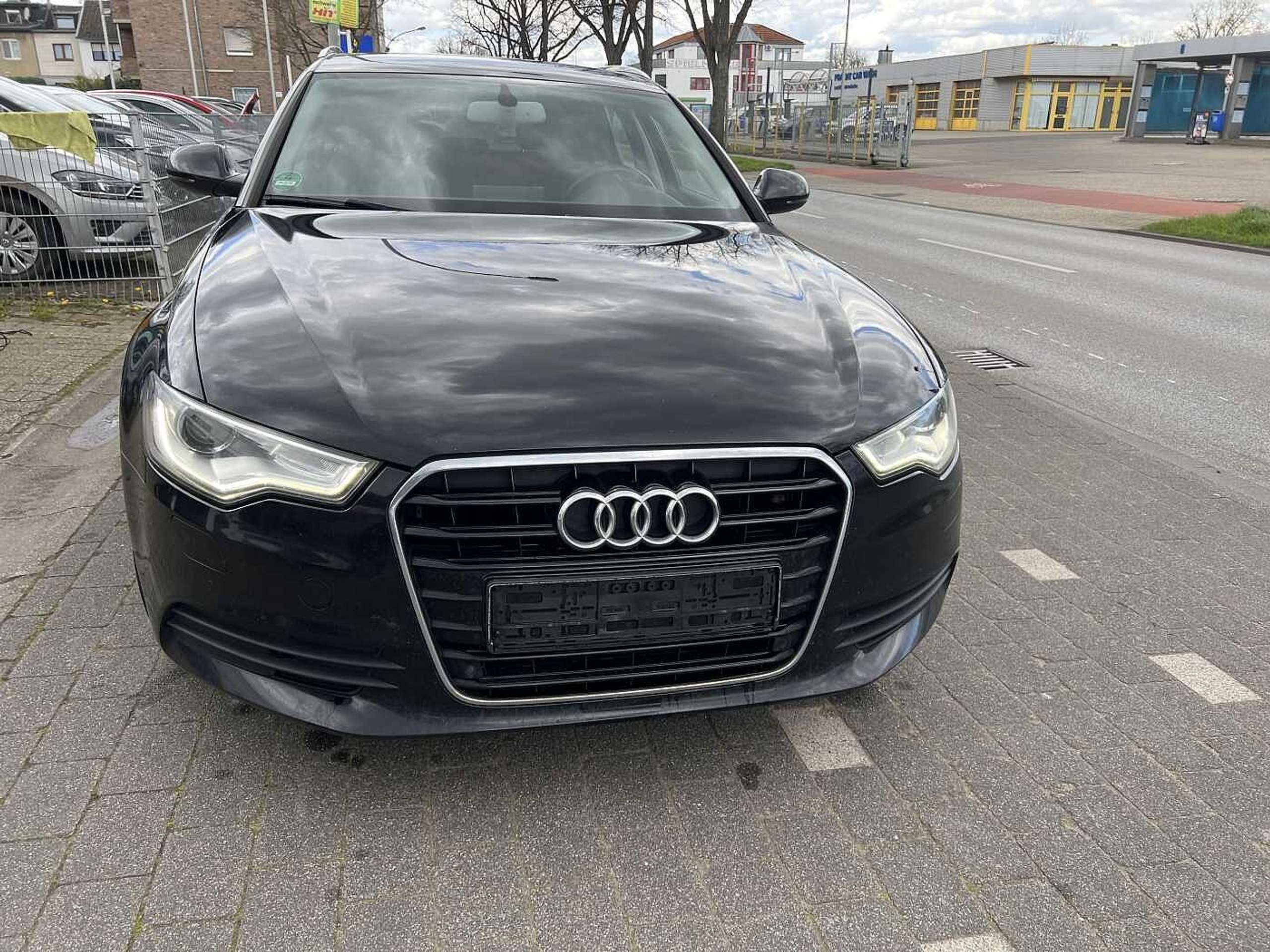 Audi - A6