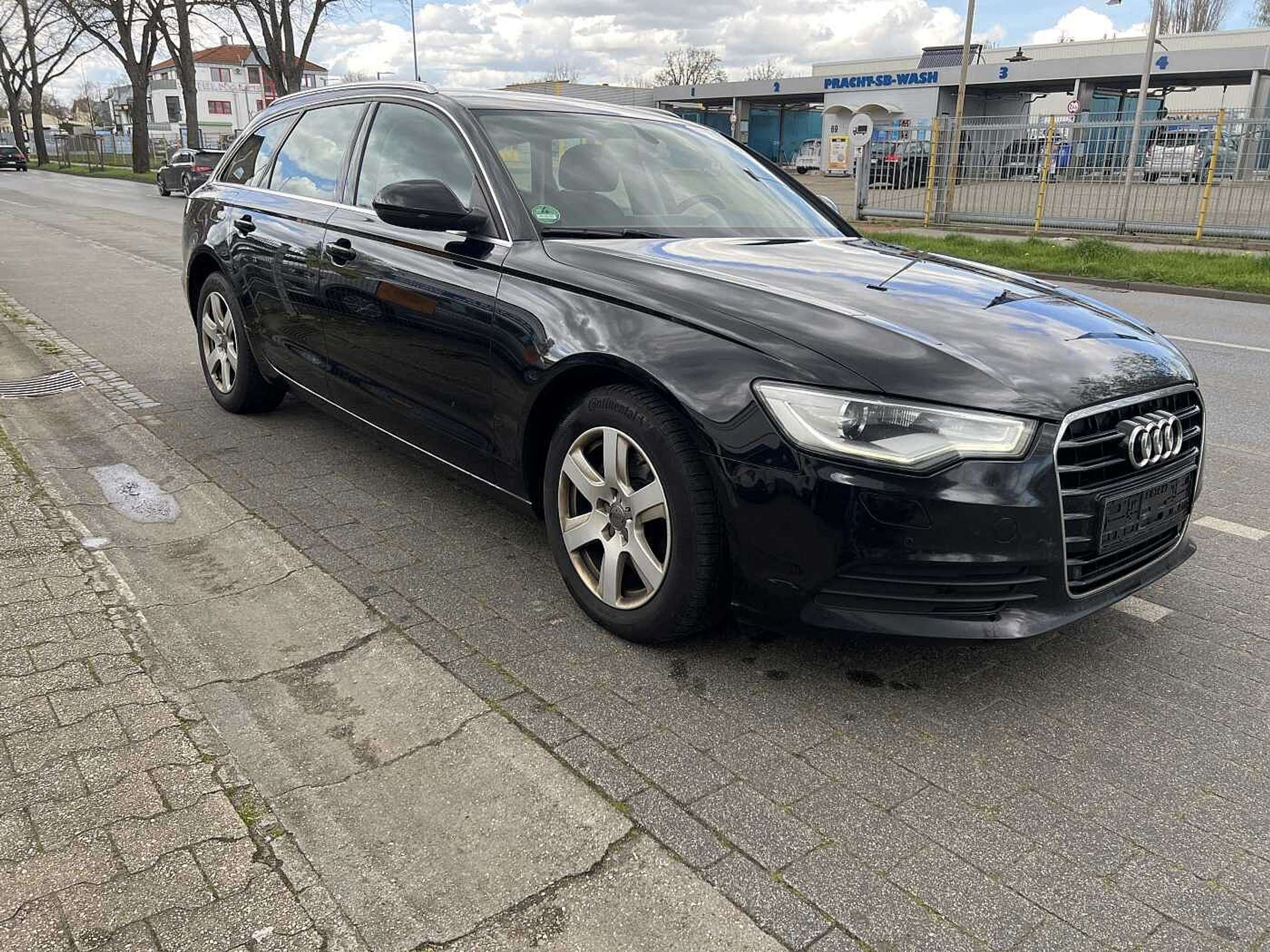 Audi - A6