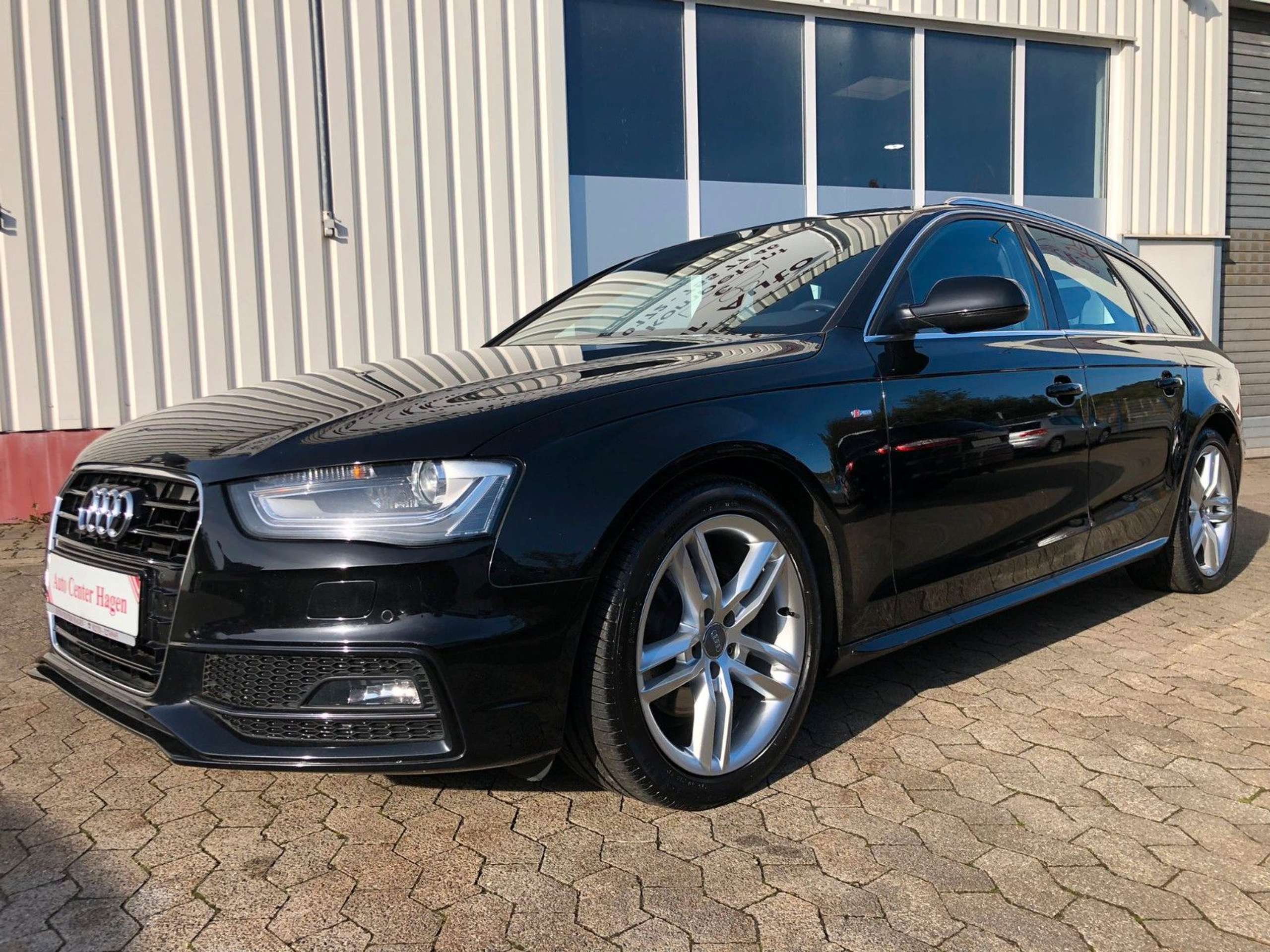 Audi - A4