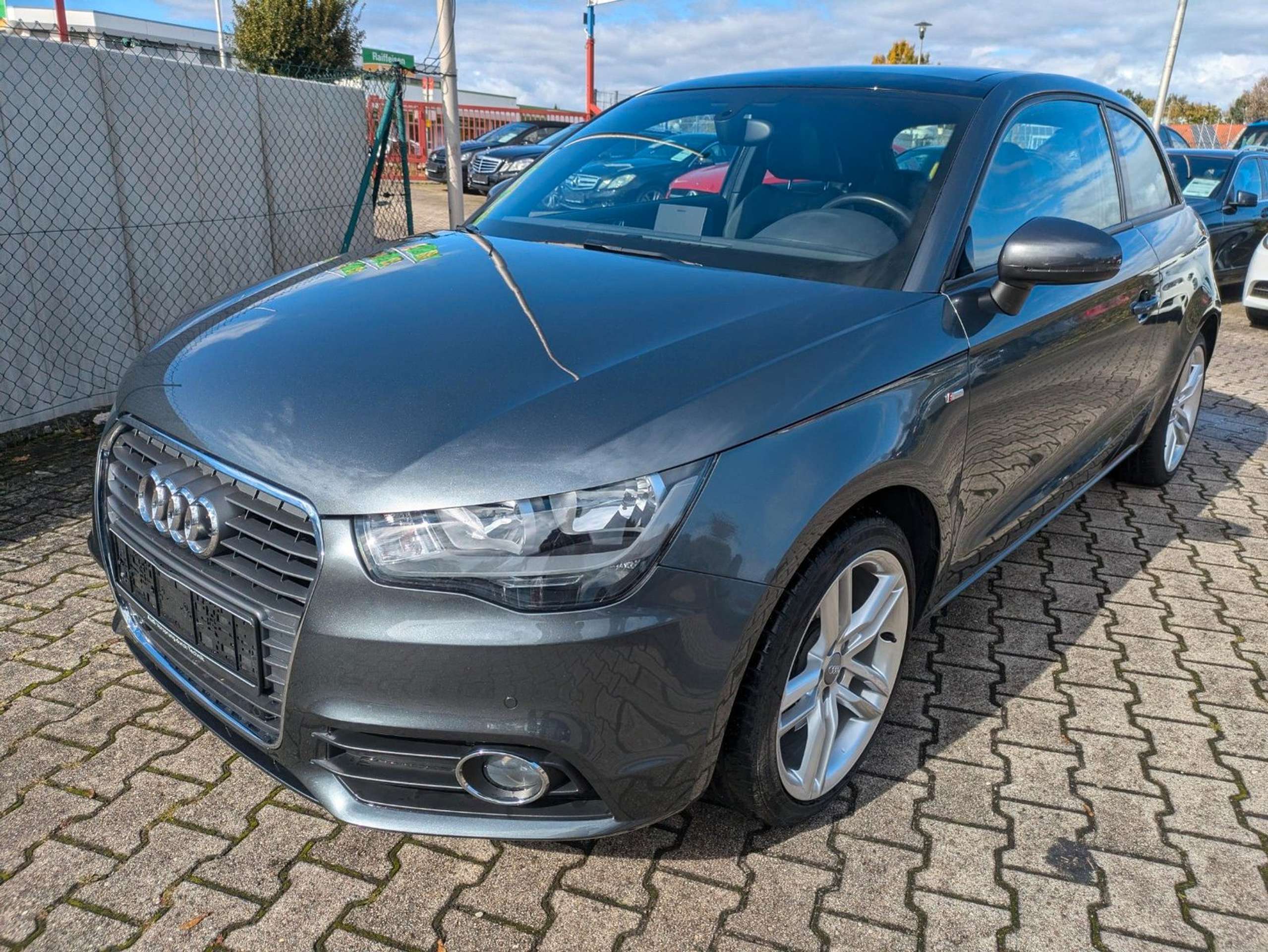 Audi - A1