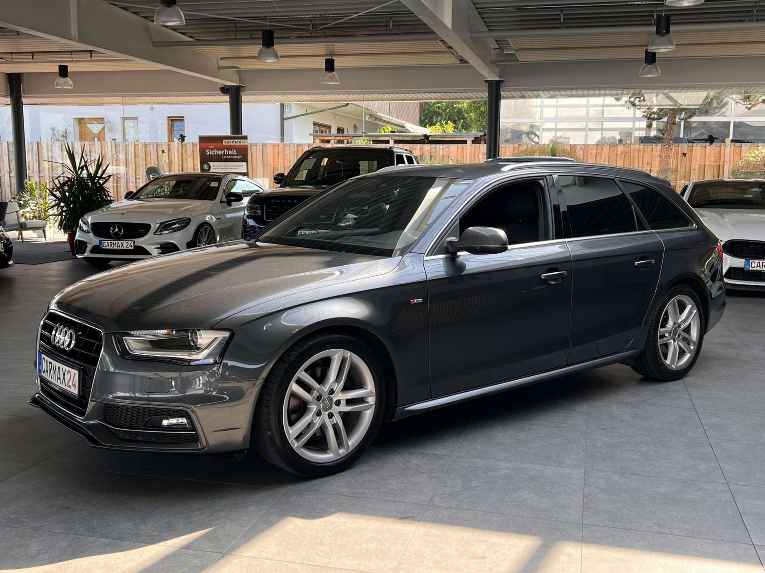 Audi - A4