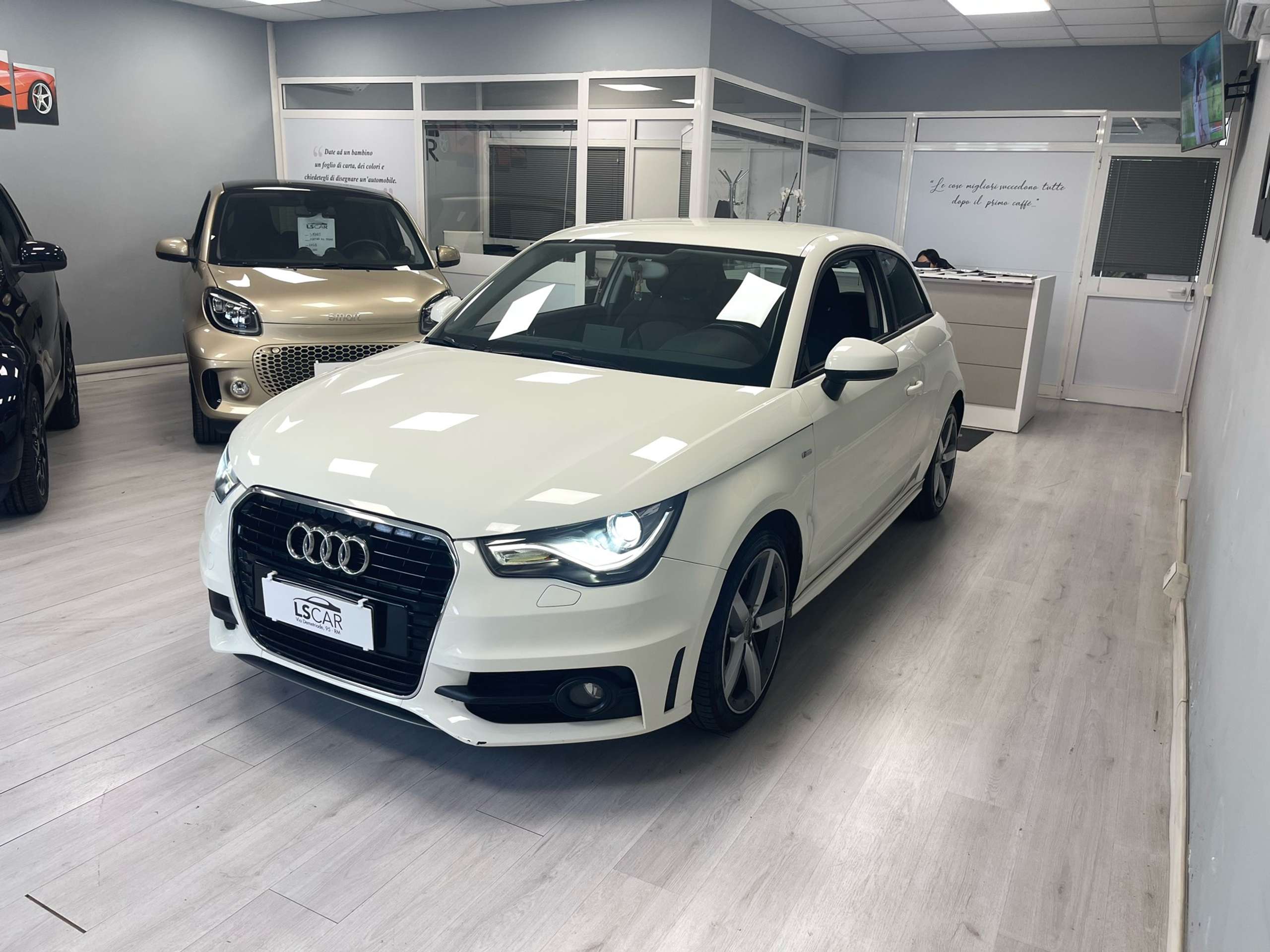 Audi - A1