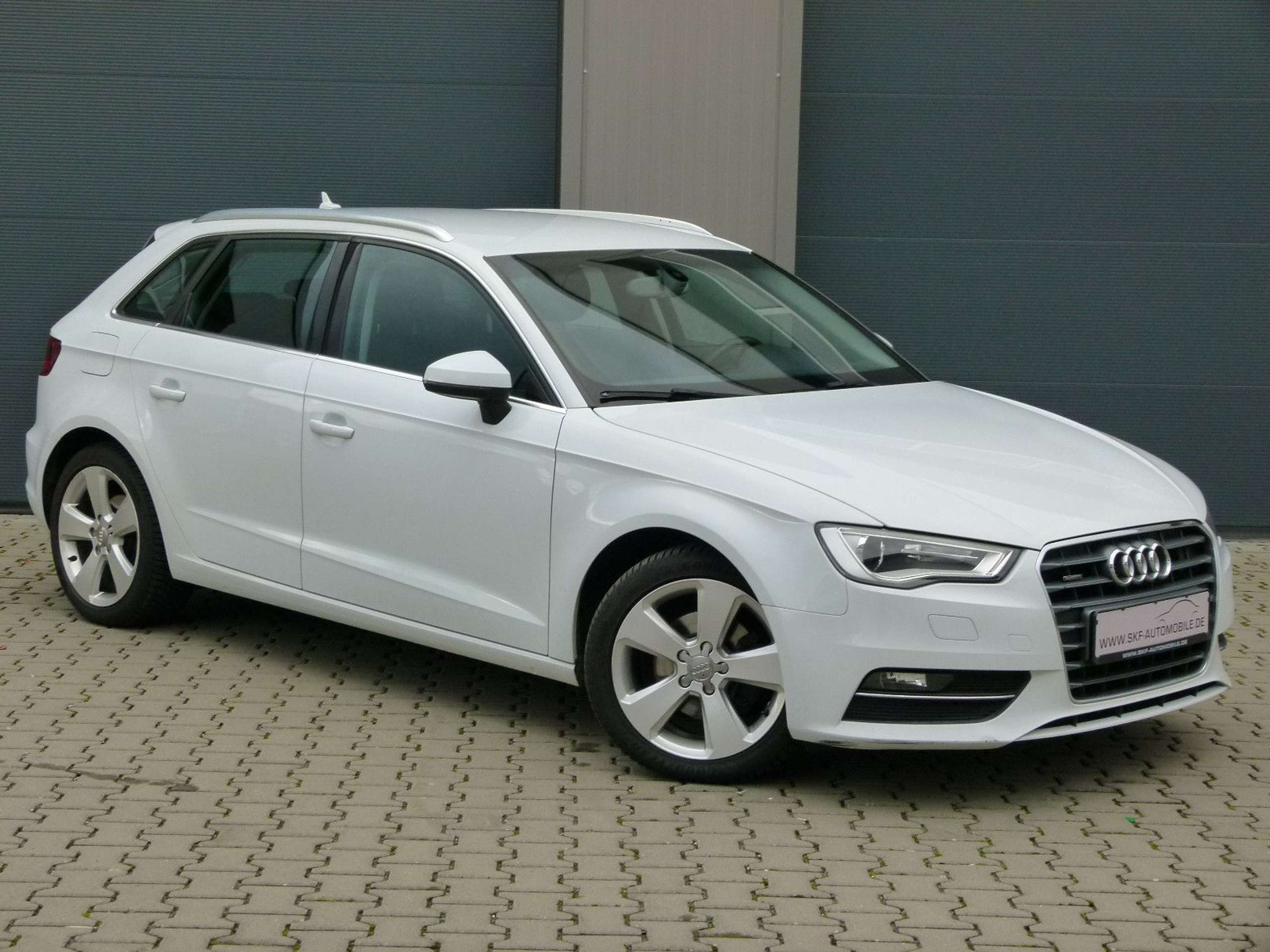 Audi - A3