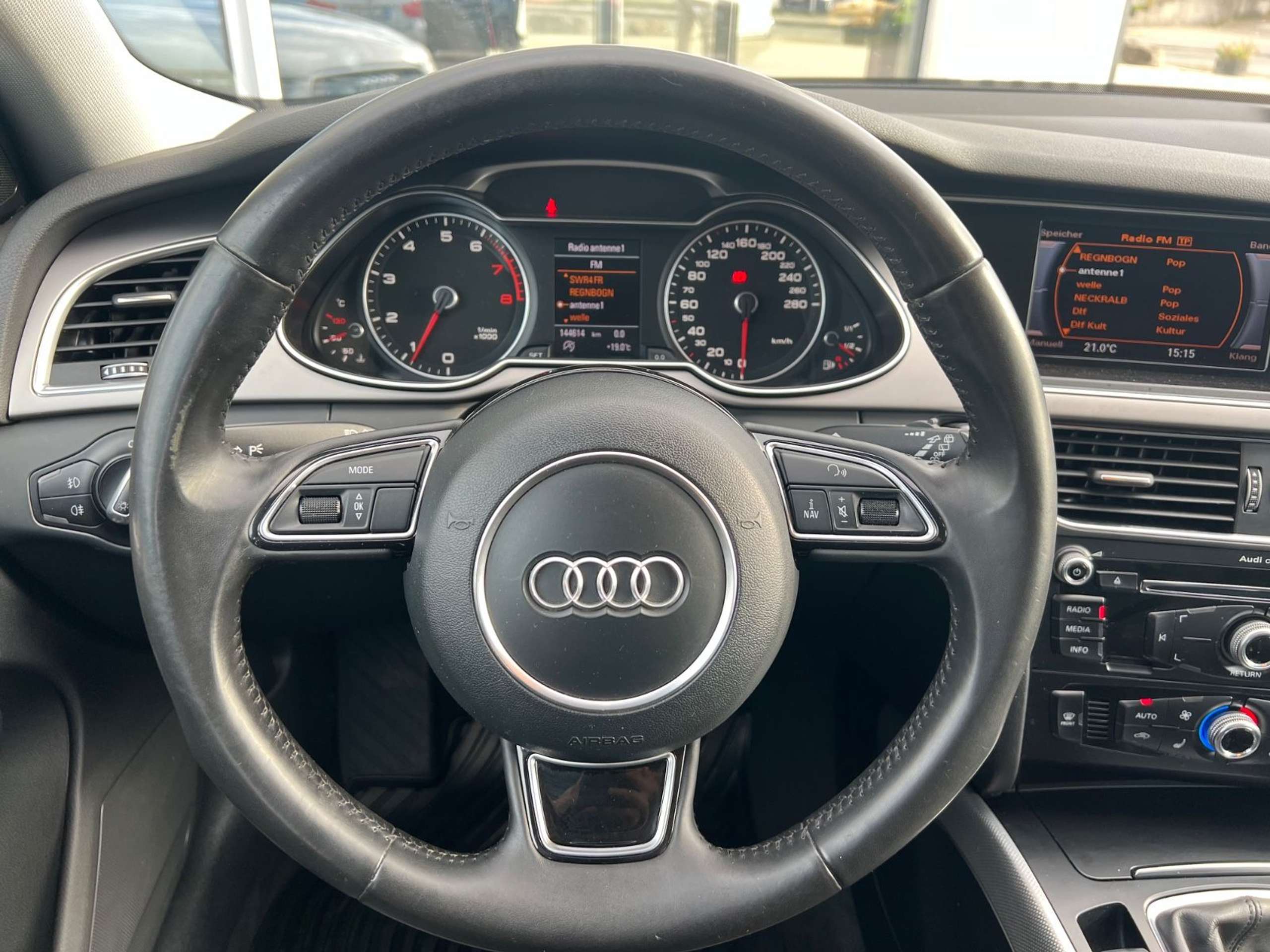 Audi - A4