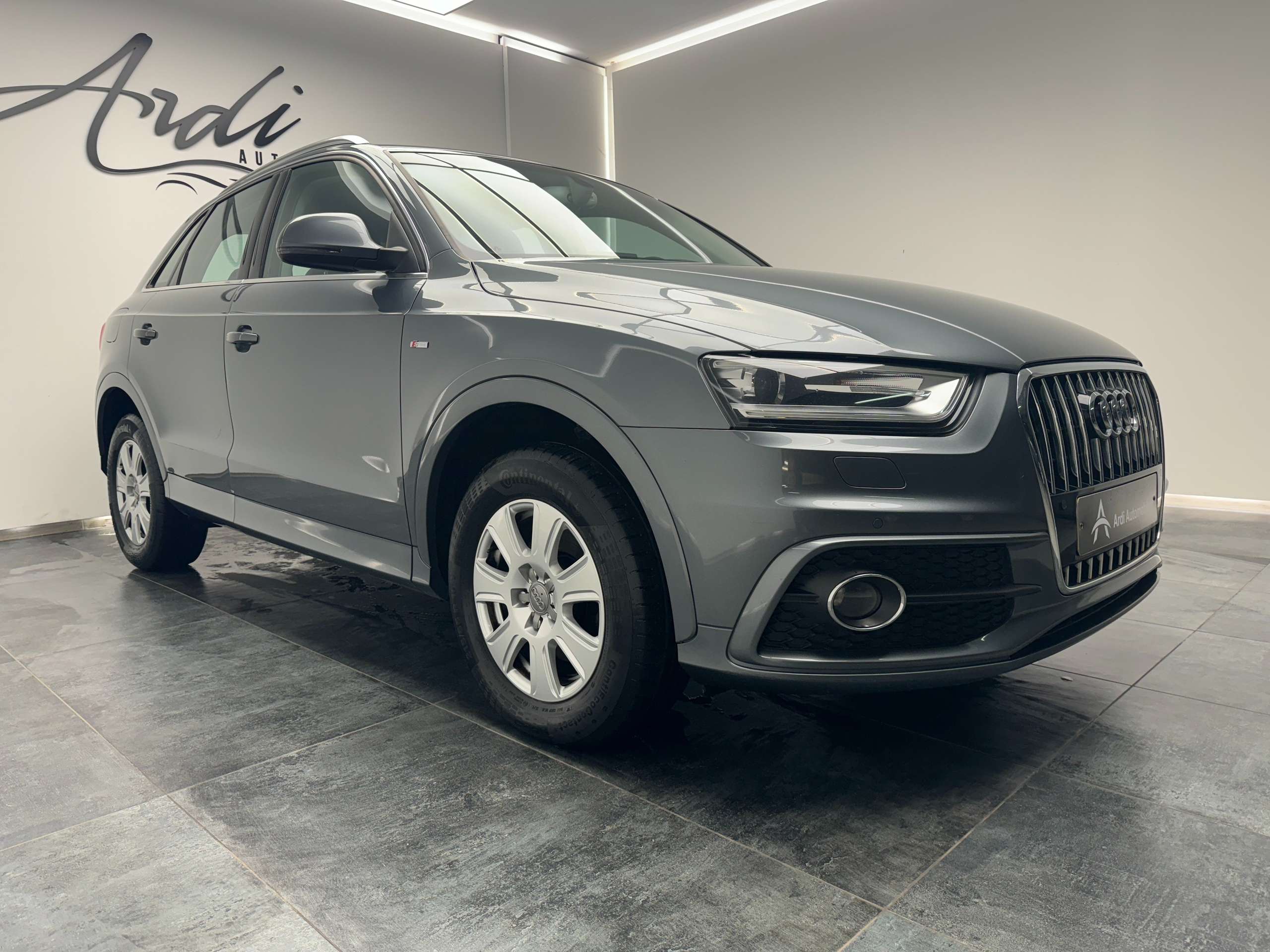 Audi - Q3