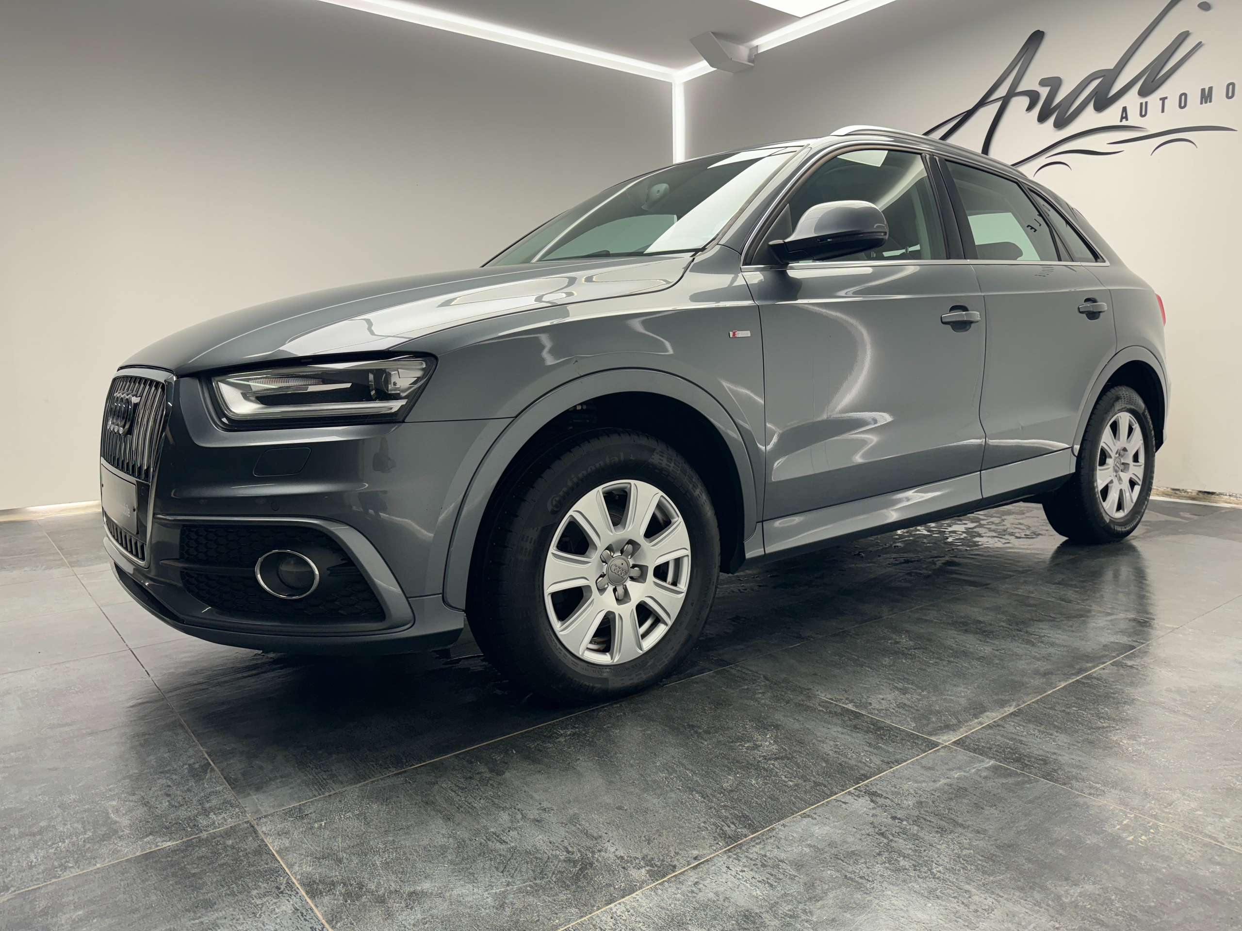 Audi - Q3