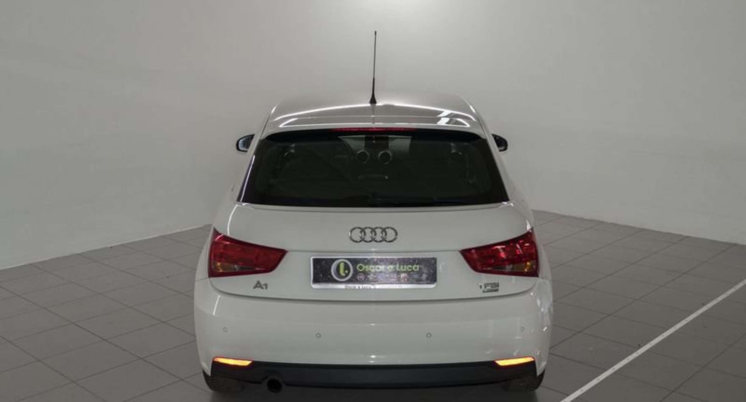 Audi - A1