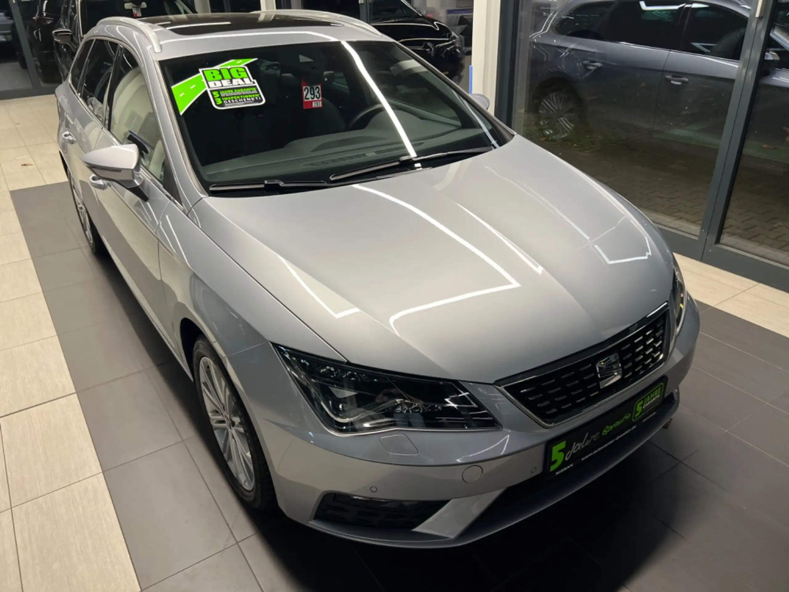 SEAT - Leon