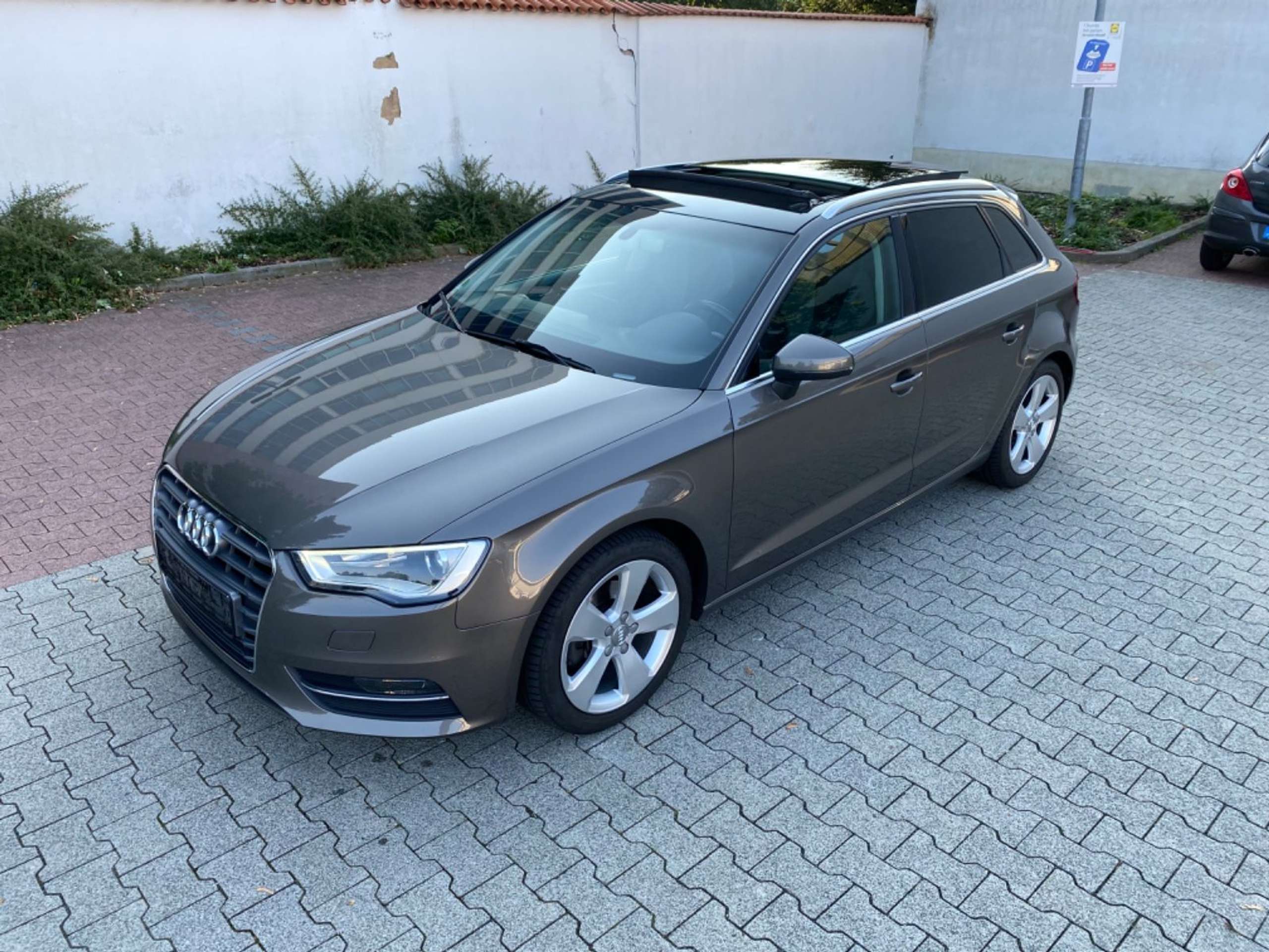 Audi - A3