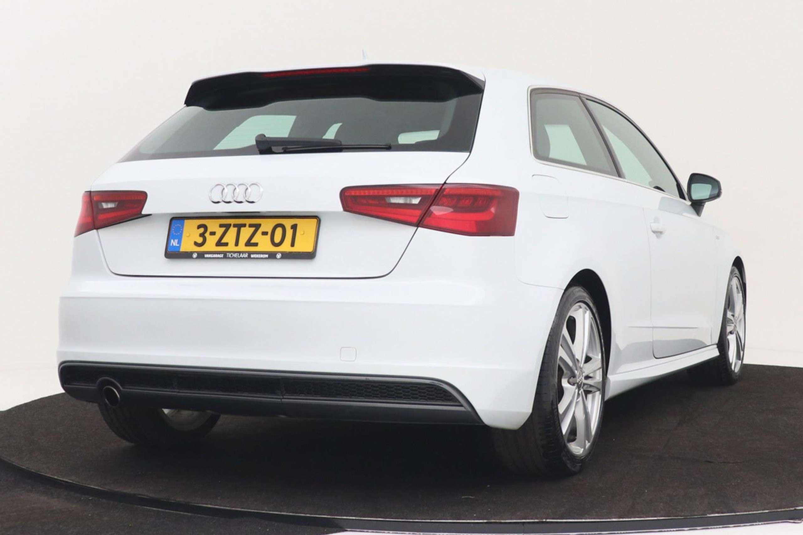 Audi - A3