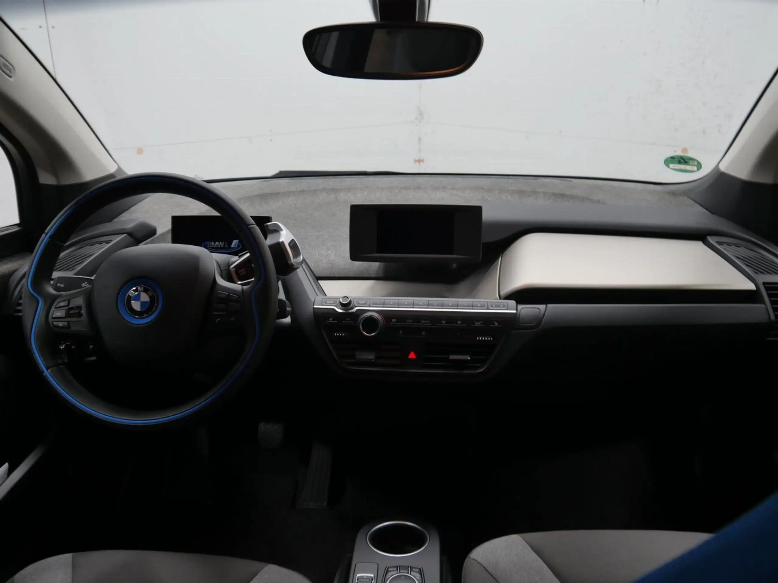 BMW - i3