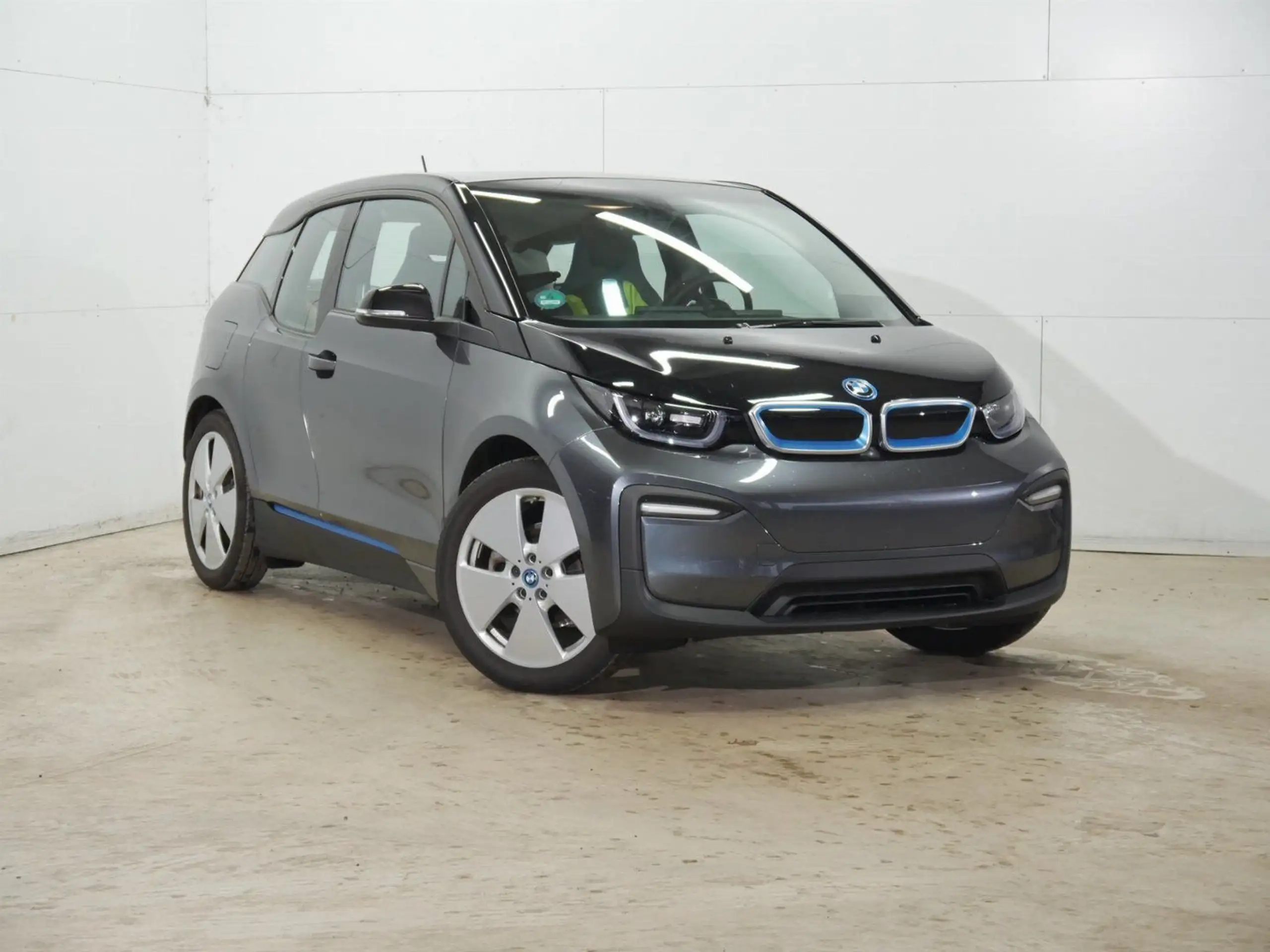 BMW - i3