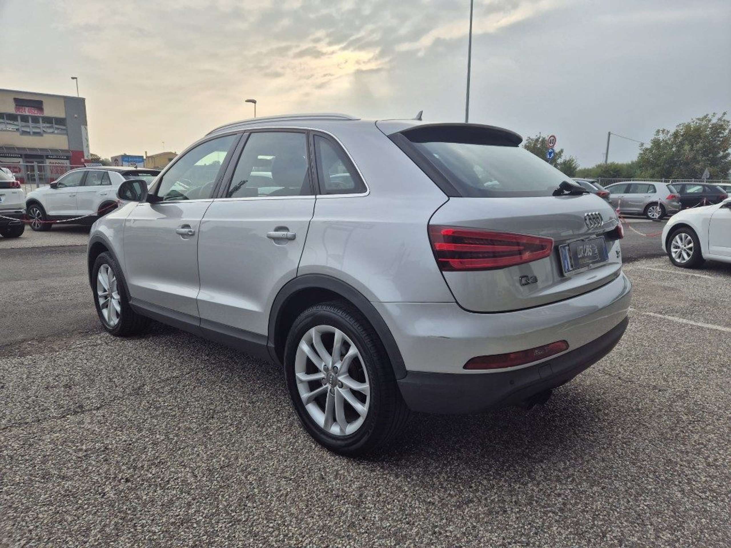 Audi - Q3