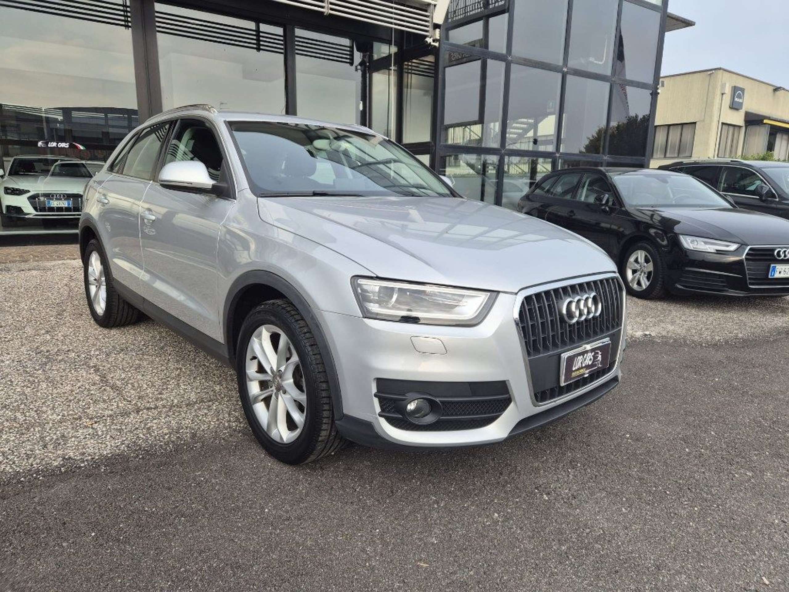 Audi - Q3