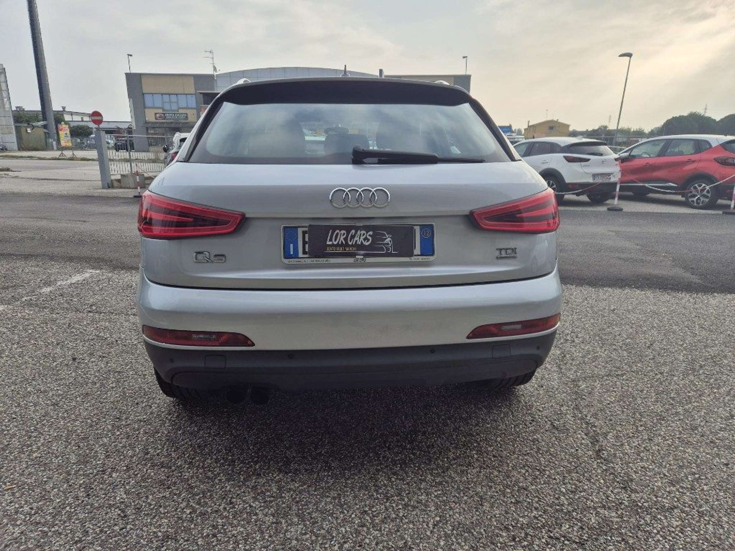 Audi - Q3