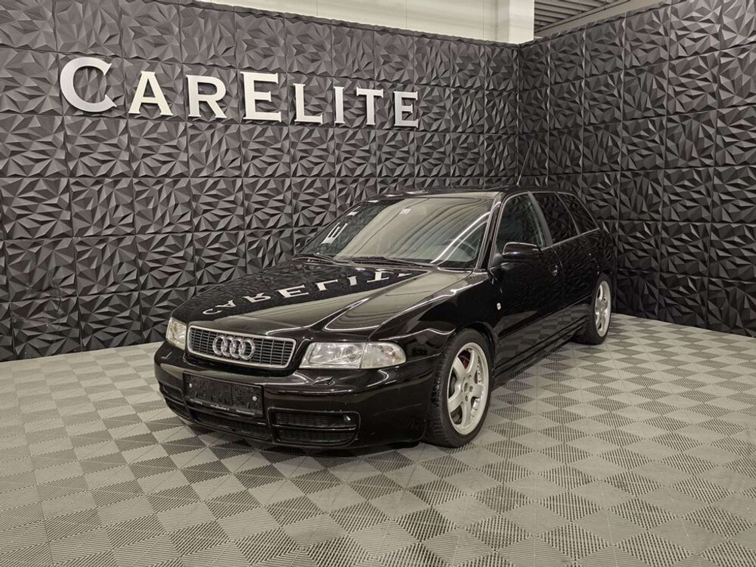 Audi S4 1998