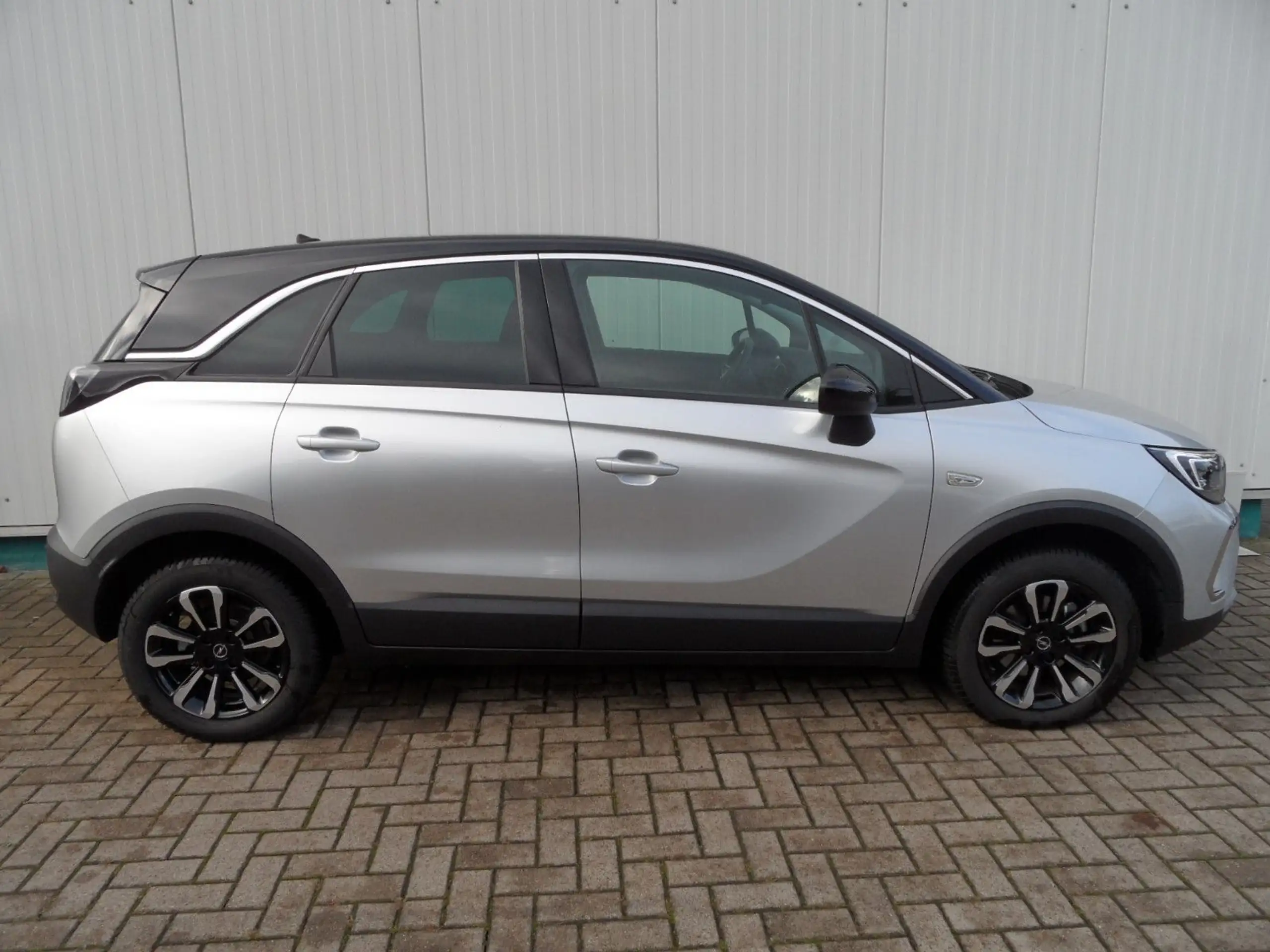 Opel - Crossland X