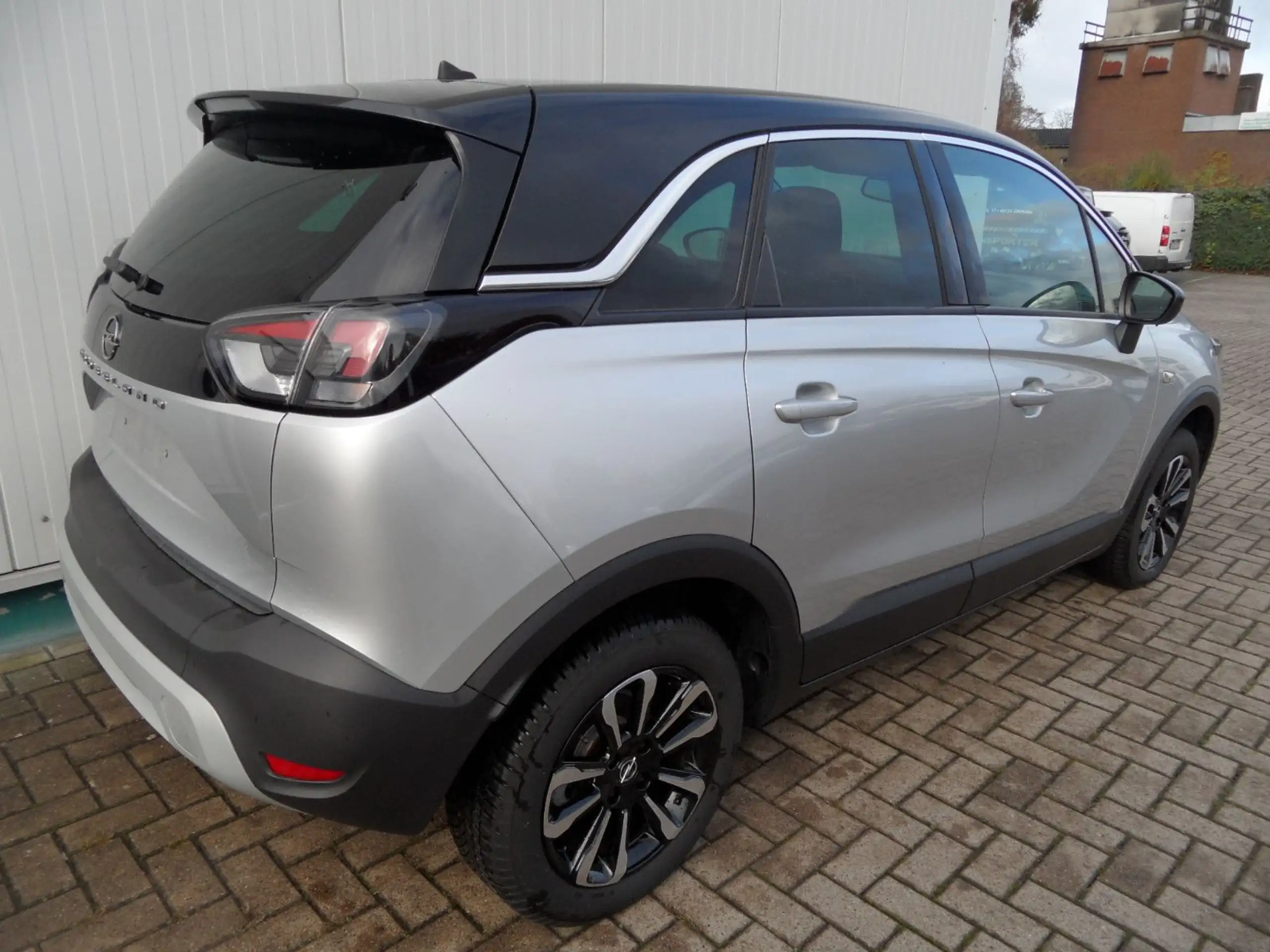 Opel - Crossland X