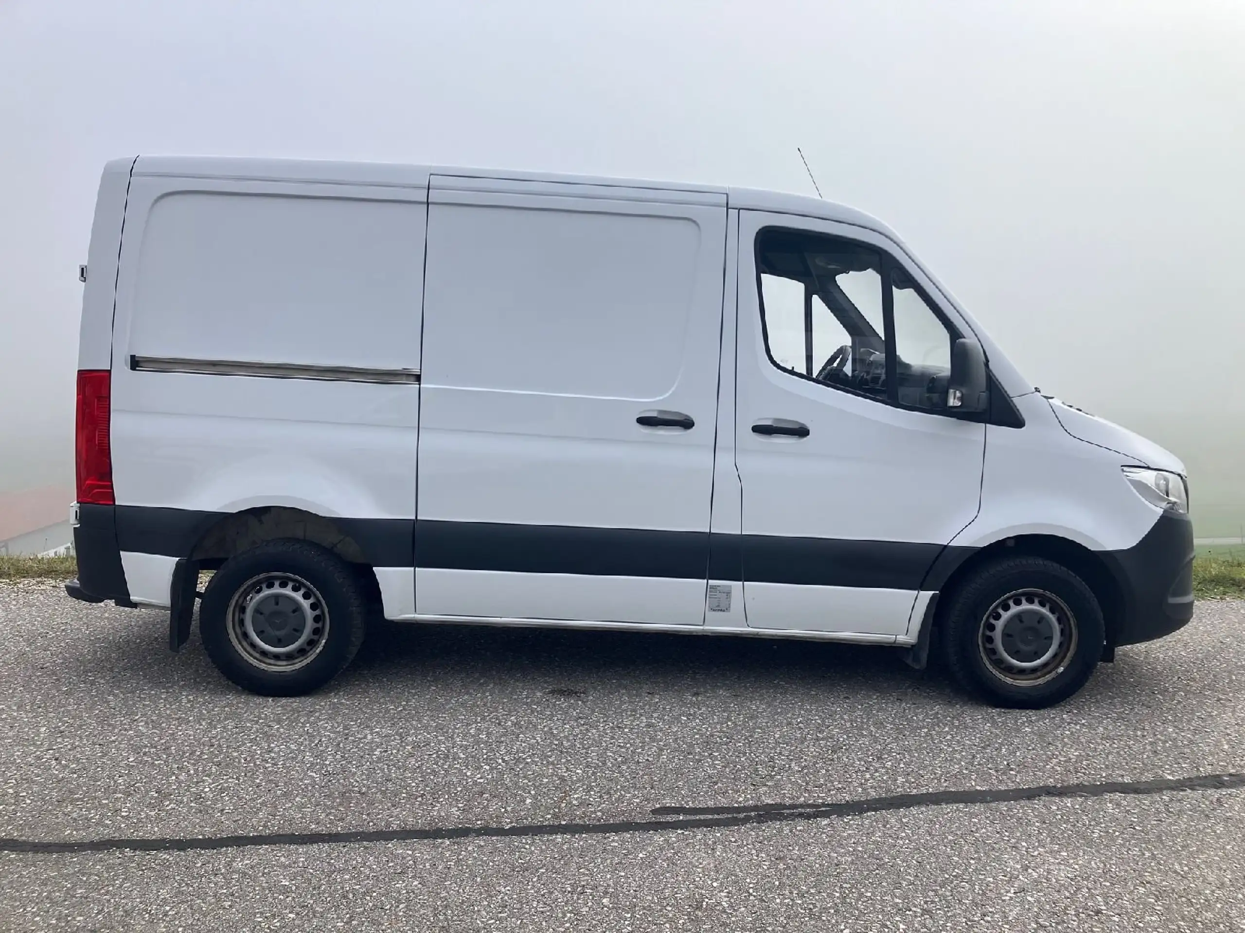 Mercedes-Benz - Sprinter