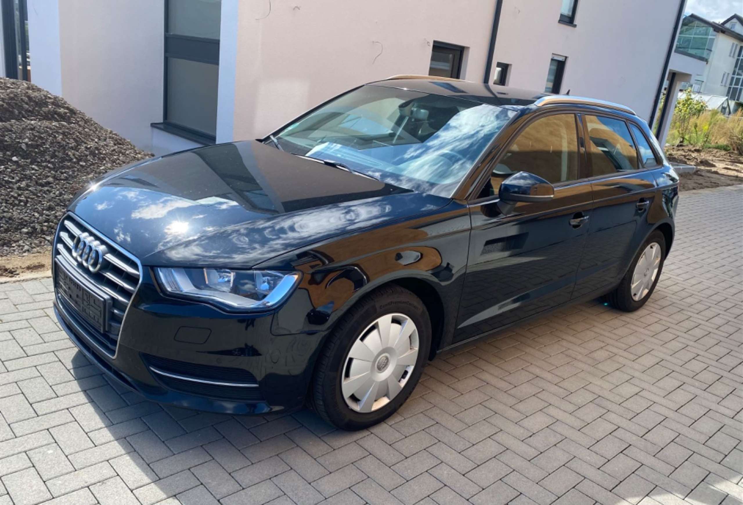 Audi - A3