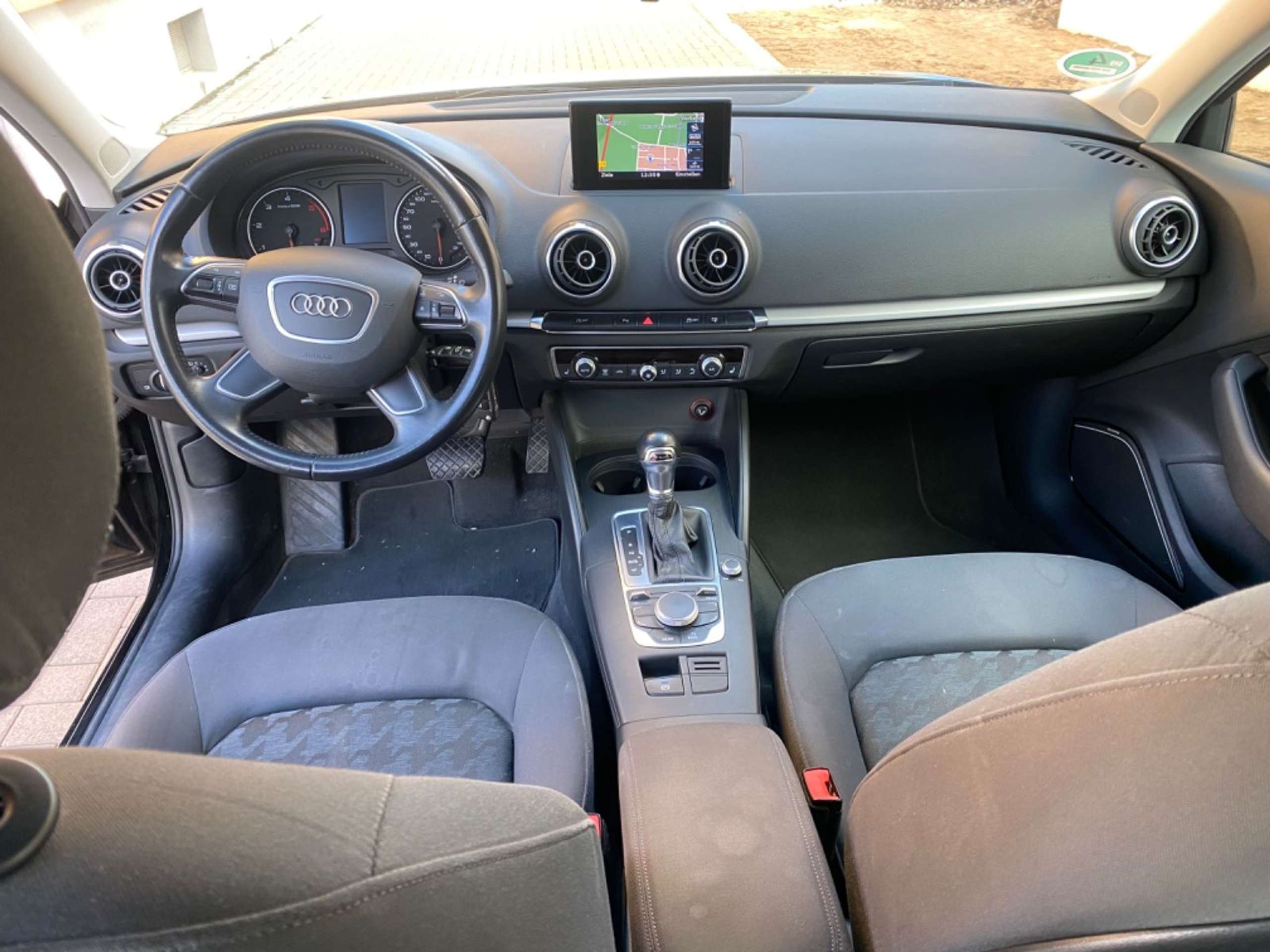 Audi - A3