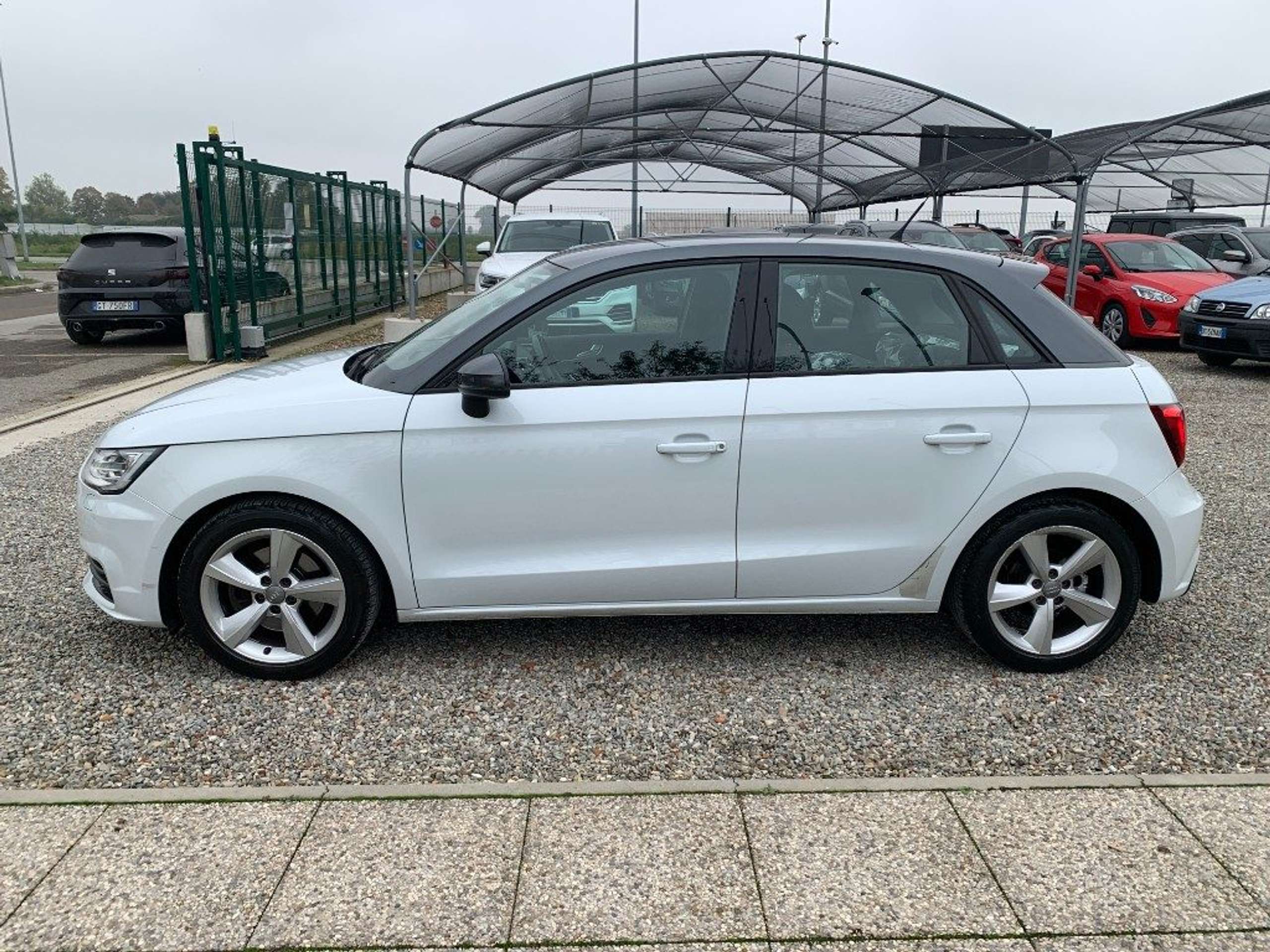 Audi - A1