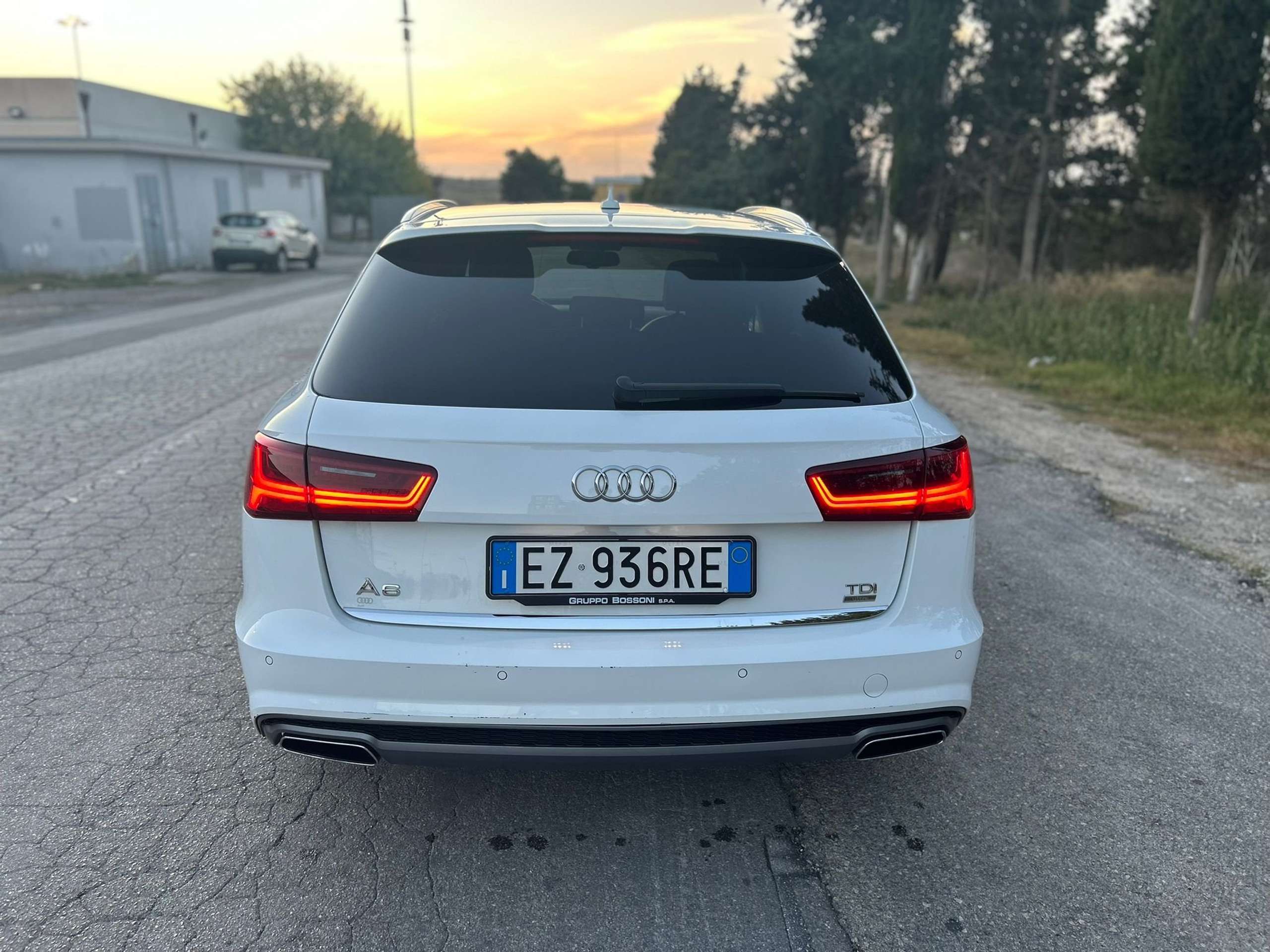 Audi - A6