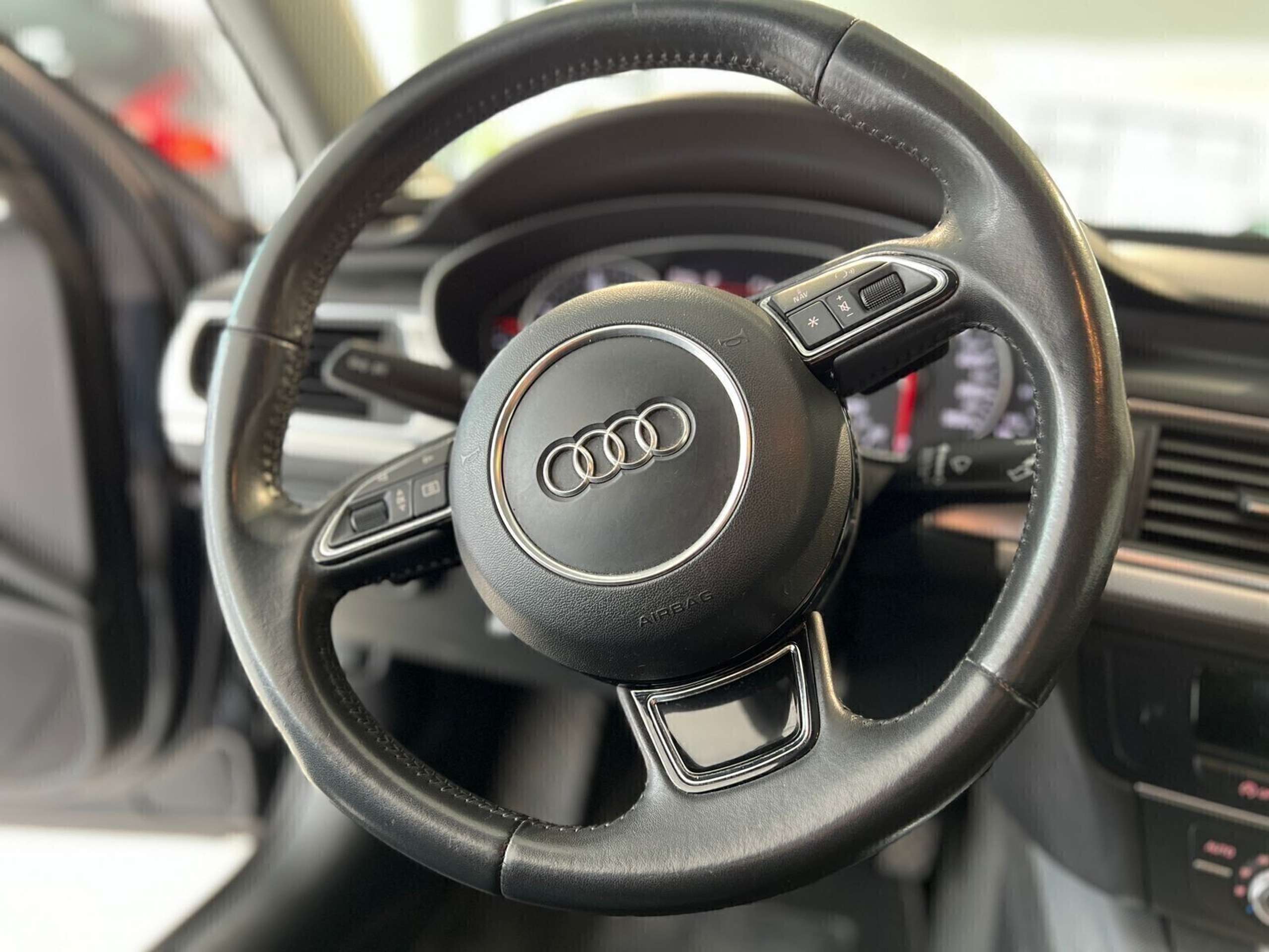 Audi - A6