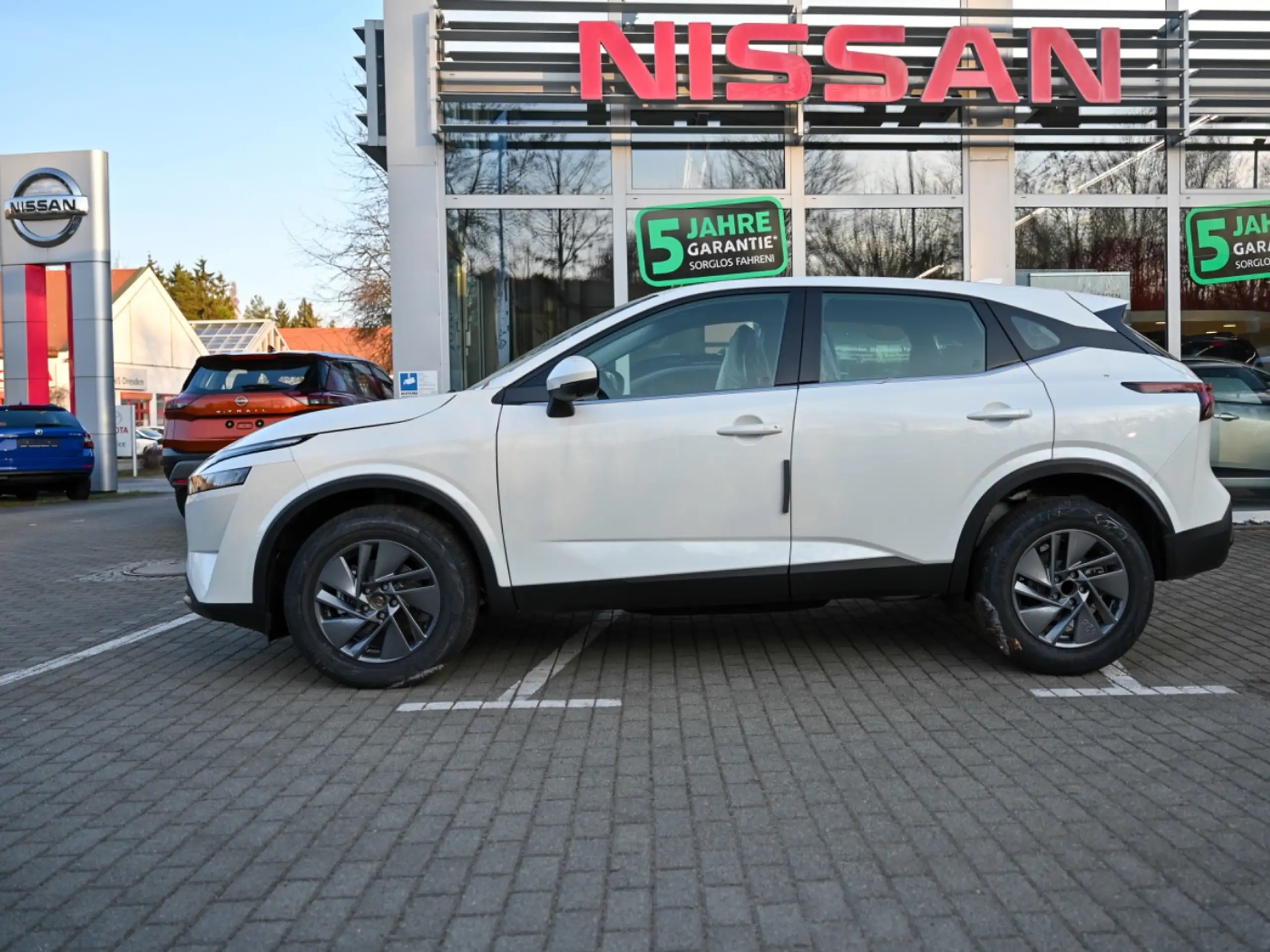 Nissan - Qashqai